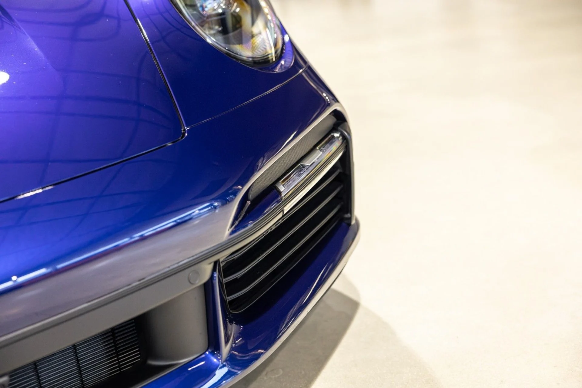 mph011_929623866_TQ_cf1b0e7a45