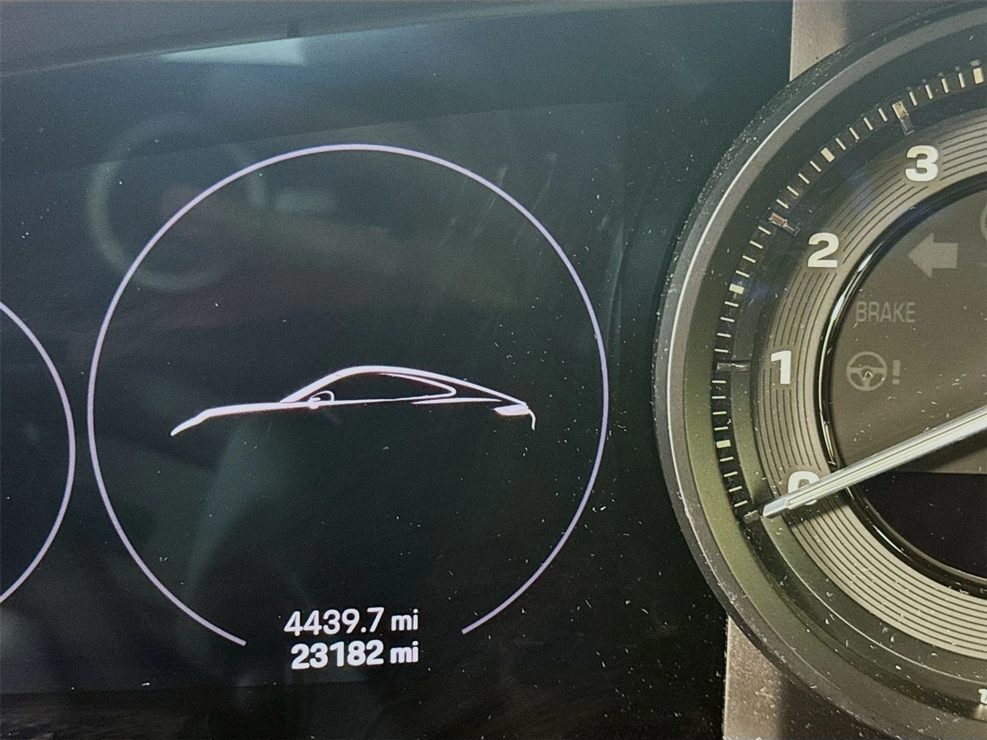 mph011_932860096_bc8574fa5661a2d60c00d37728e70a66x_9ad42dfa60