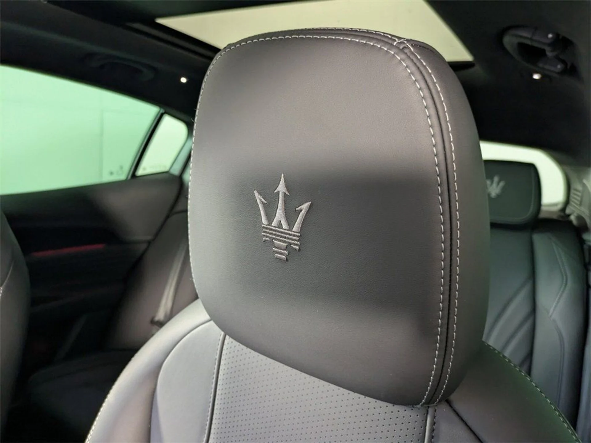 mph011_933518455_cd8a6398e130a3bc574e7d1e7f5d2d8d_5f6c13938d