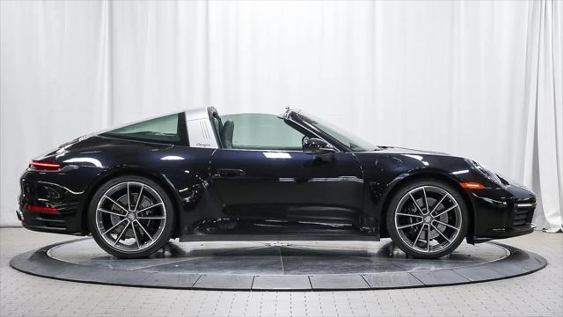 mph011_936015177_E3zy_WU_Hd7_Jy8gf_RUB_Ow_B_5_S2s_OY_5b57134642