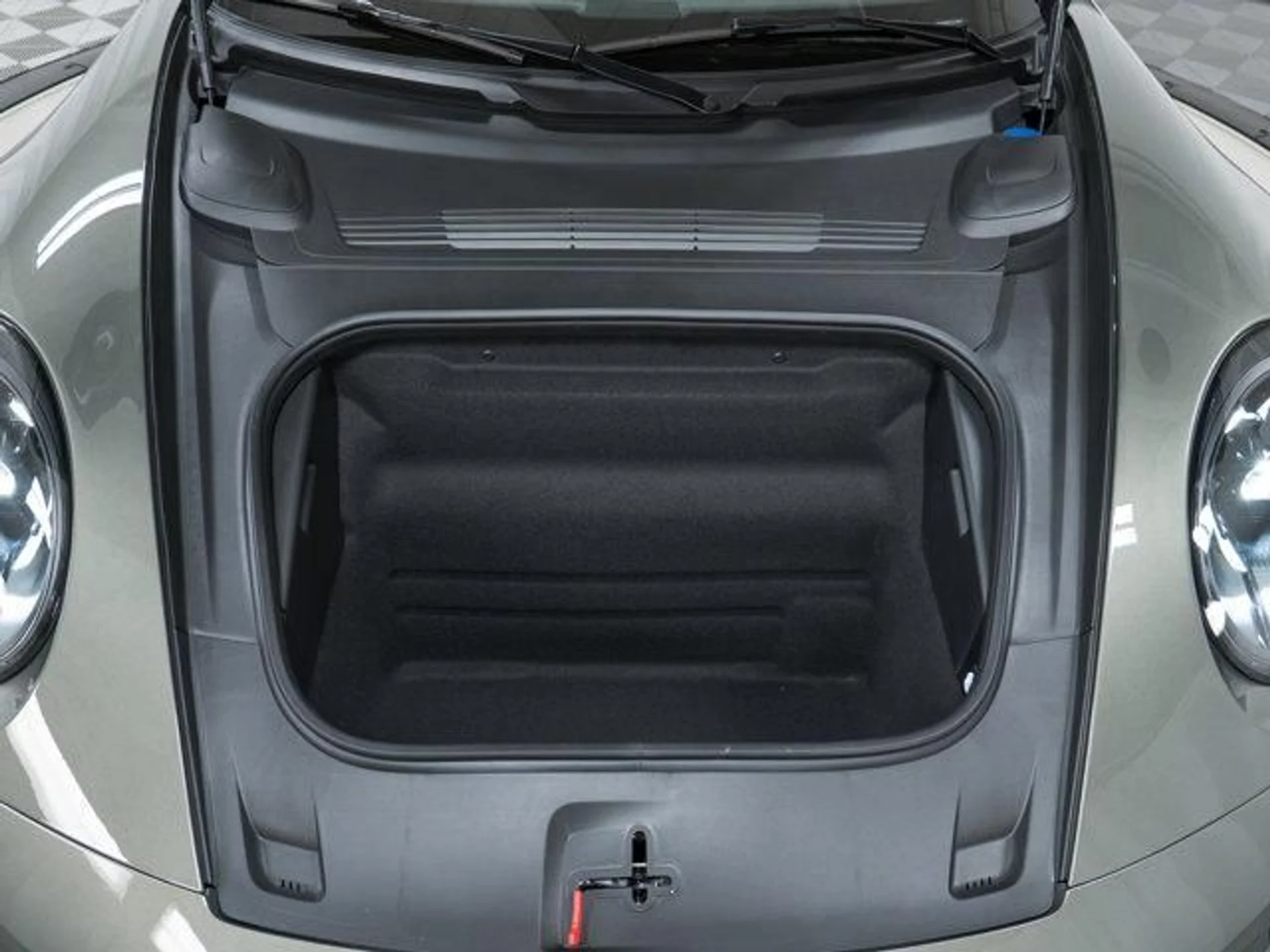 mph011_937130461_c_EX_Vq_MS_Yqt_Jz7d7xe_JH_Cz6nim5o_40d434d7b4