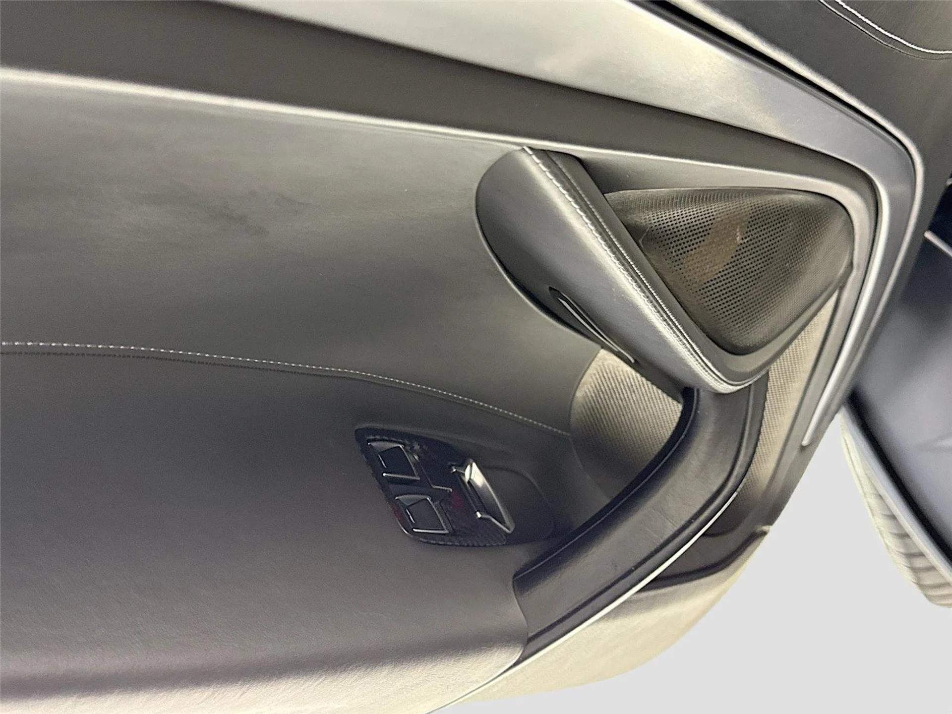 mph011_941420734_91421ac41d02bae00f8cdae005a6b8af_76948b9c32