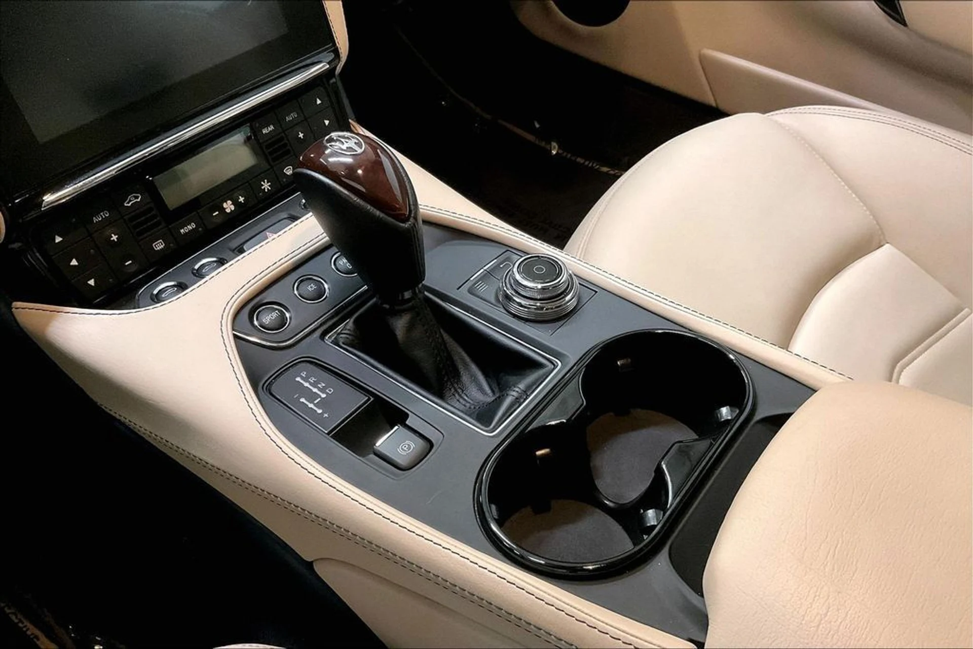 mph011_941921122_f25beb34aa8a3995df983fc8eae7f585x_1710638679