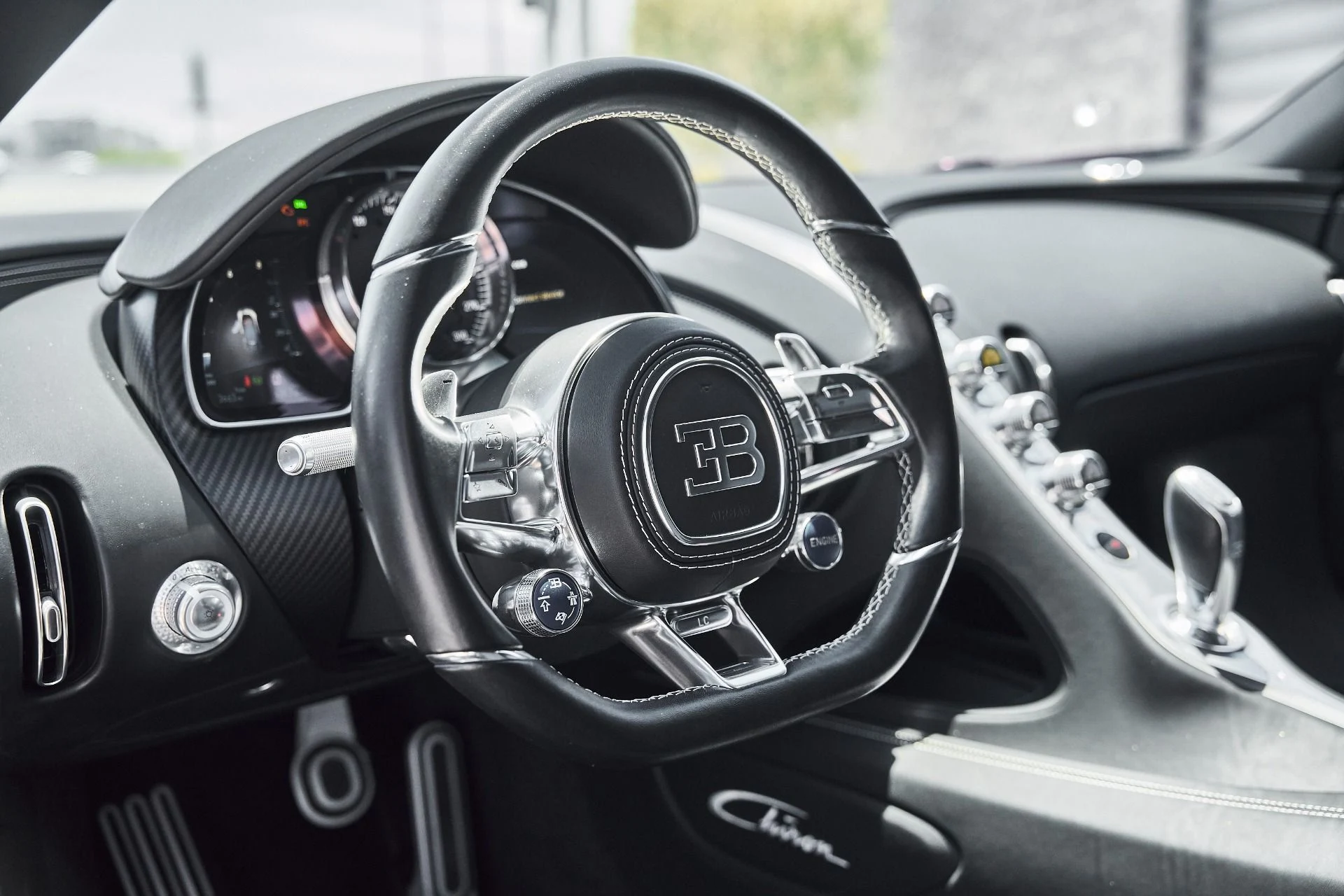 mph011_942296162_Used_2018_Bugatti_Chiron_1778632878_c15833500b