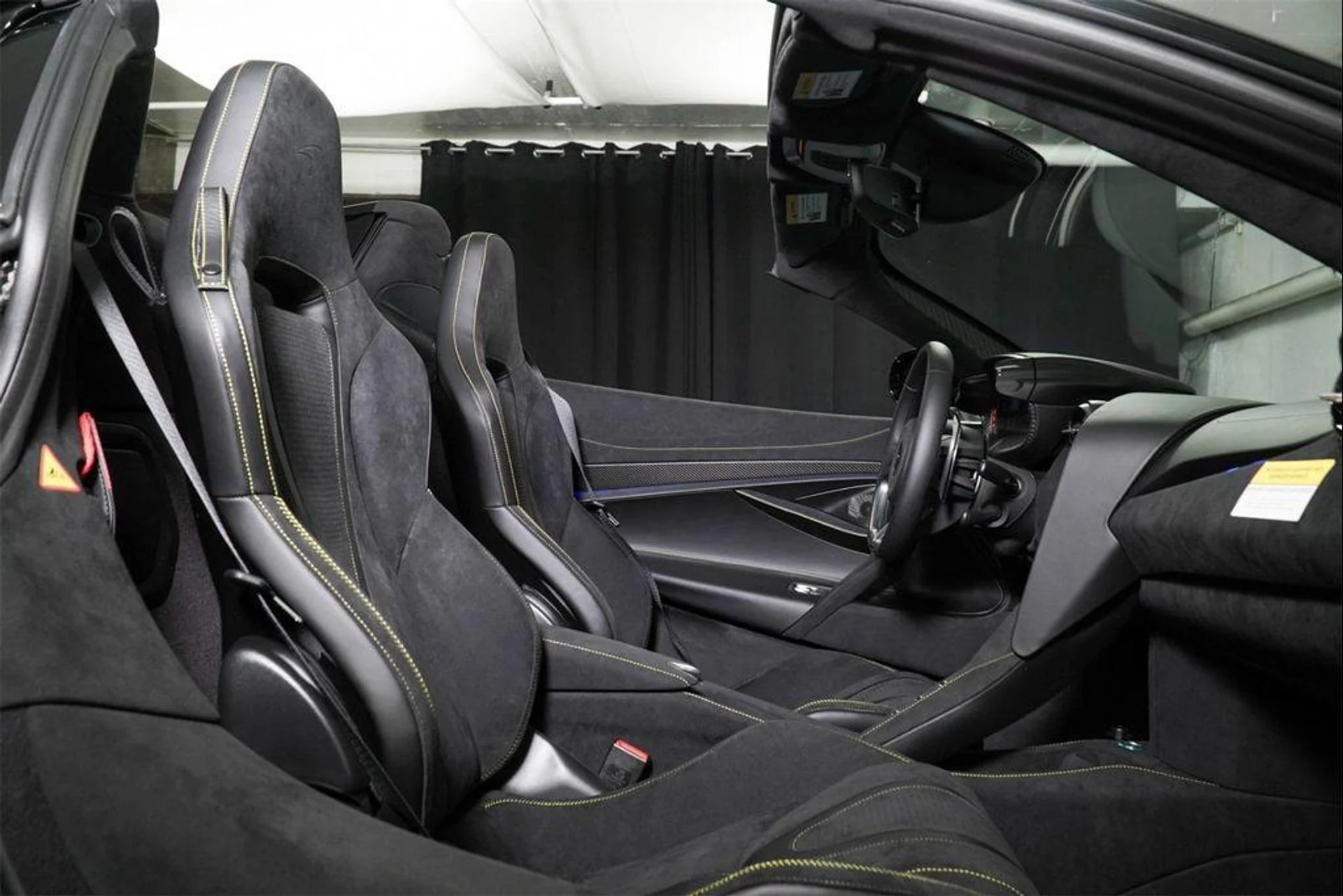 mph011_943600347_z_LAH_Ut0e5_CO_Pj_A5kp_T_Osl4c_B1t_A_a725b7f255