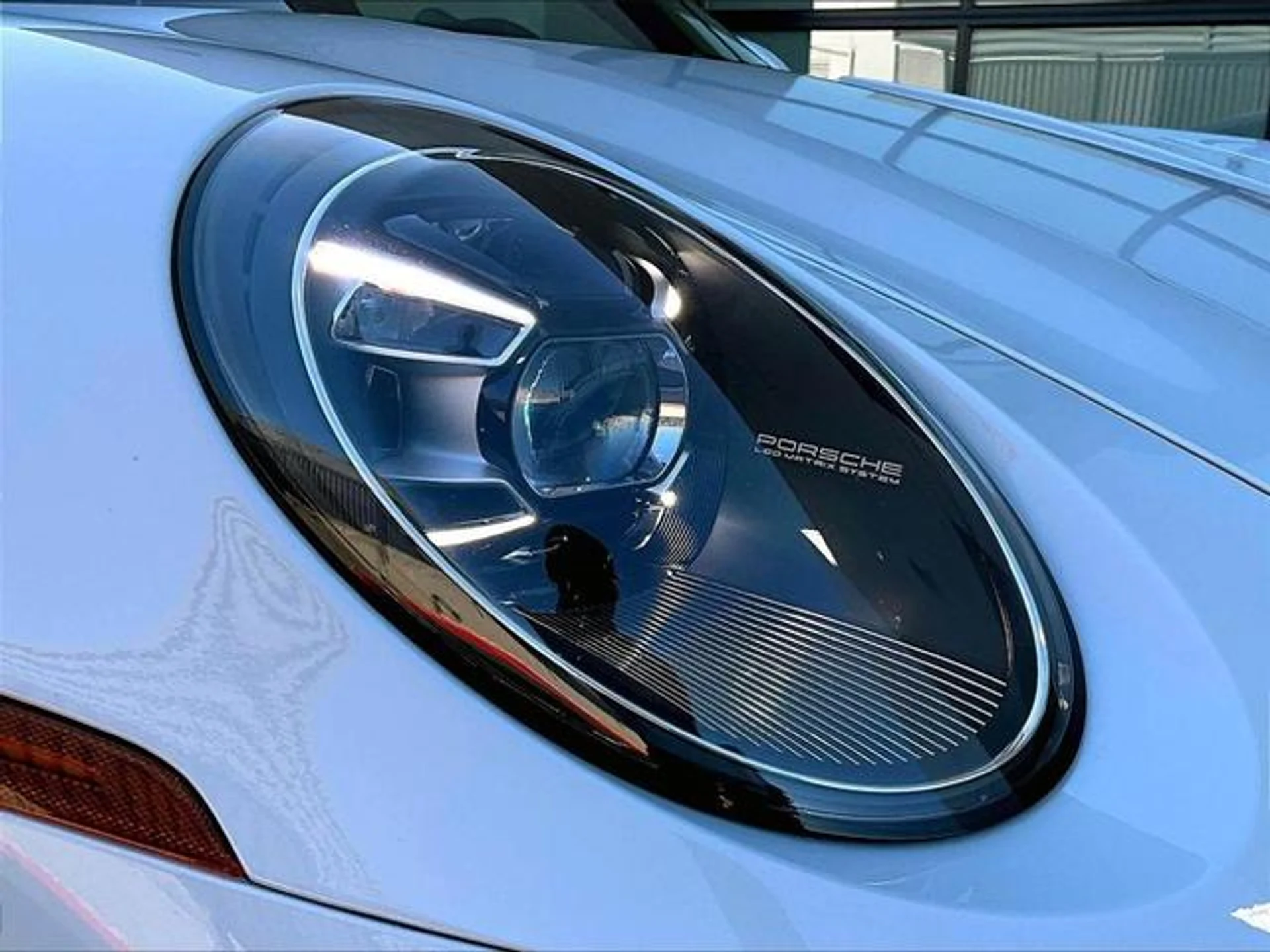 mph011_946323655_B_Hys_XX_Ao0_TN_6m_W_Grmxd7vc1a_I_Ek_eab4f1b311