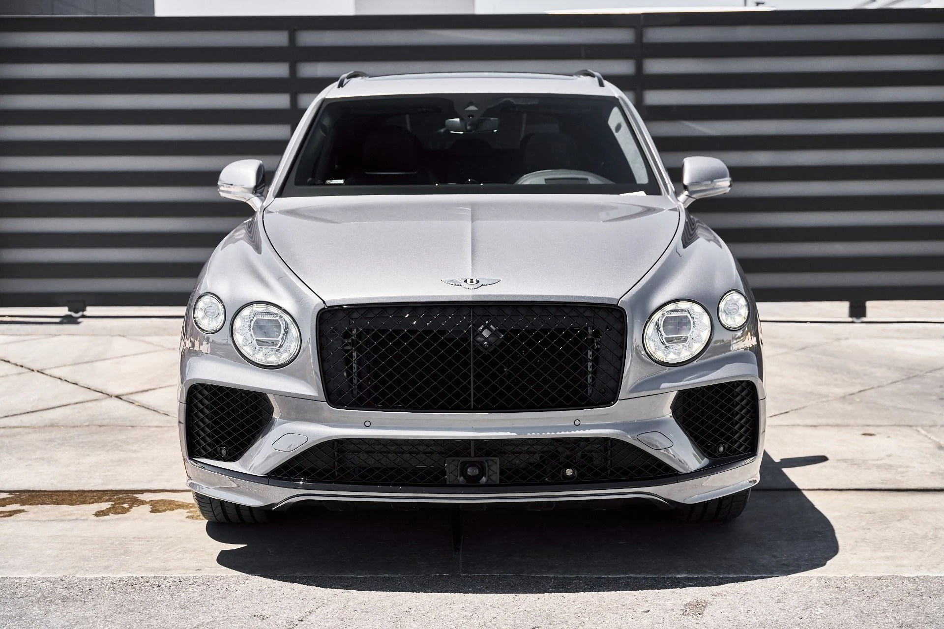 mph011_955041633_Used_2024_Bentley_Bentayga_1778202779_5cfb6fb913