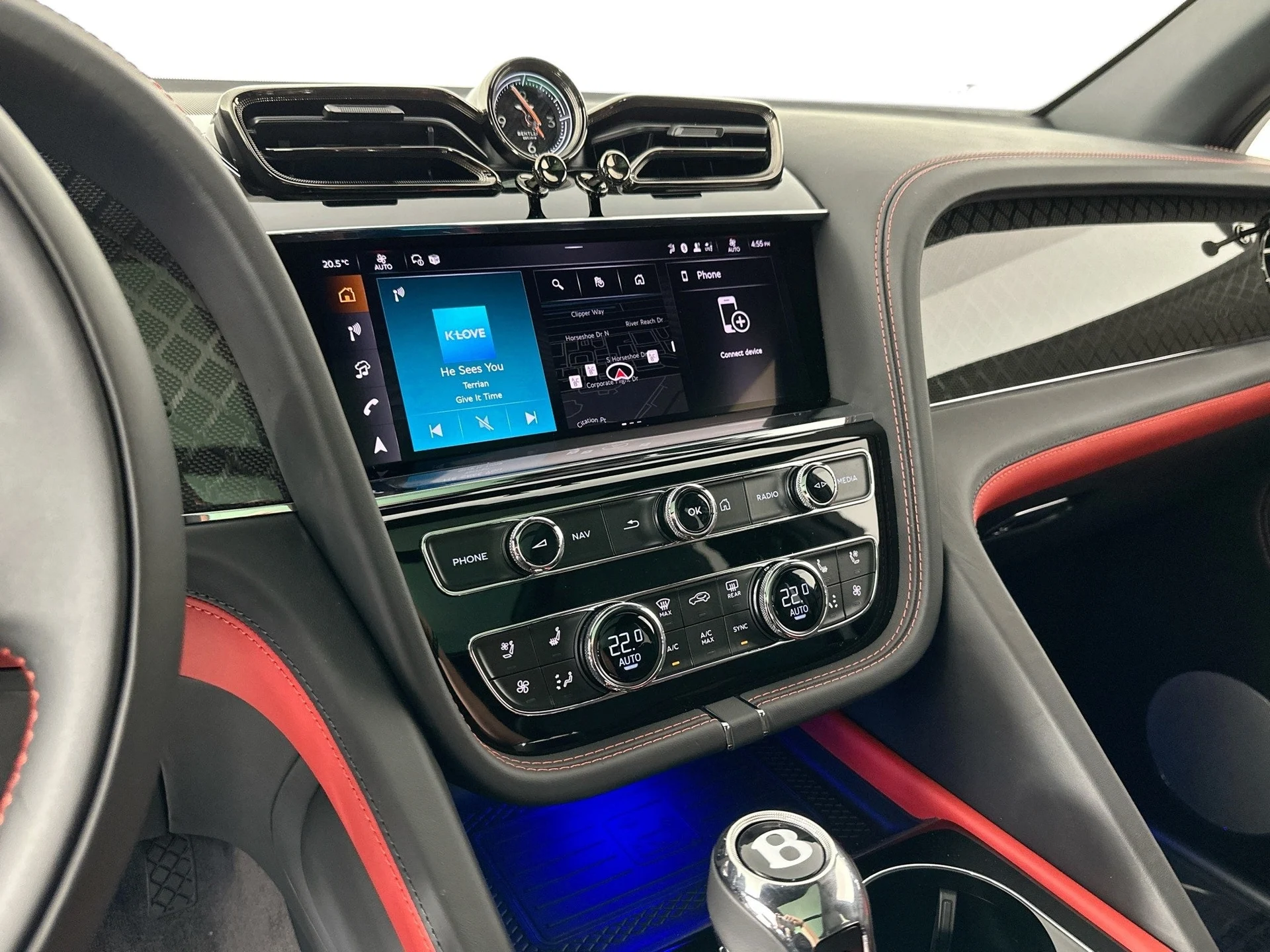 mph011_956711578_12_4edd6980f9