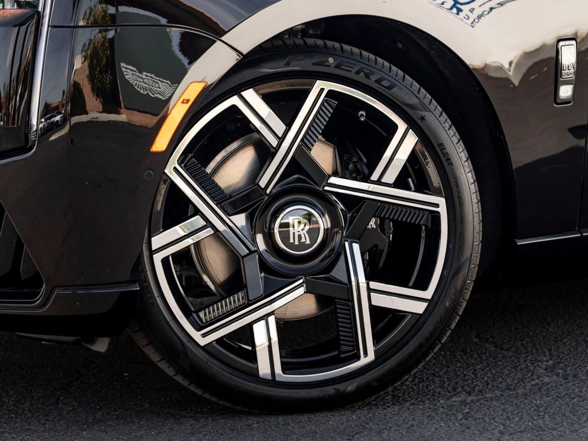 mph011_95818041_12_9e15d7d7d2