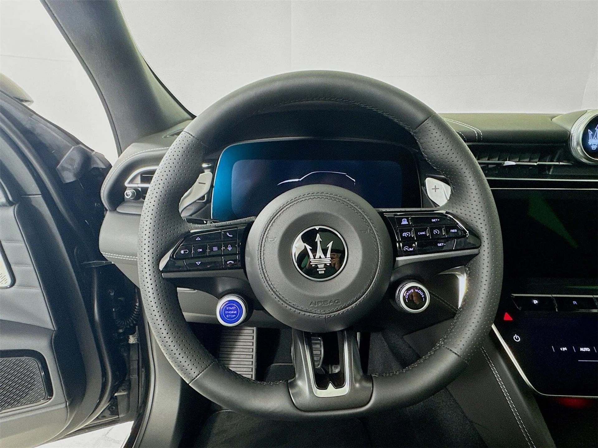 mph011_961724655_6e8be75a2780d4985a182ed9154a8036x_b66d573369