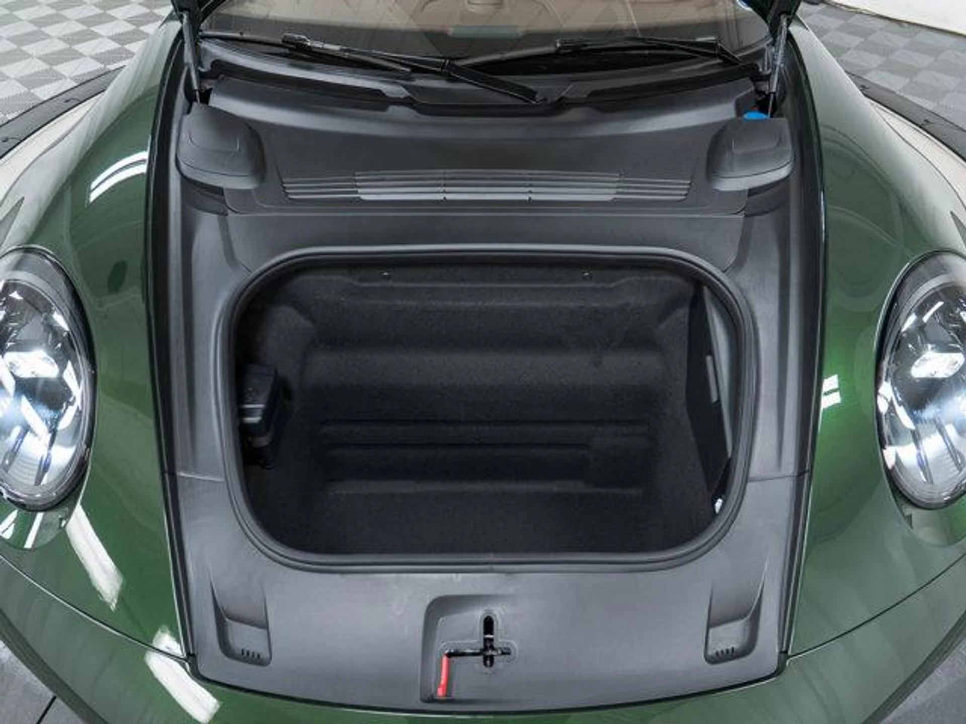 mph011_9649091_i_J_Kt_MUW_Zf_O_Mkcg_D_Dlb6_v_YIO_Ba_I_94367a023a