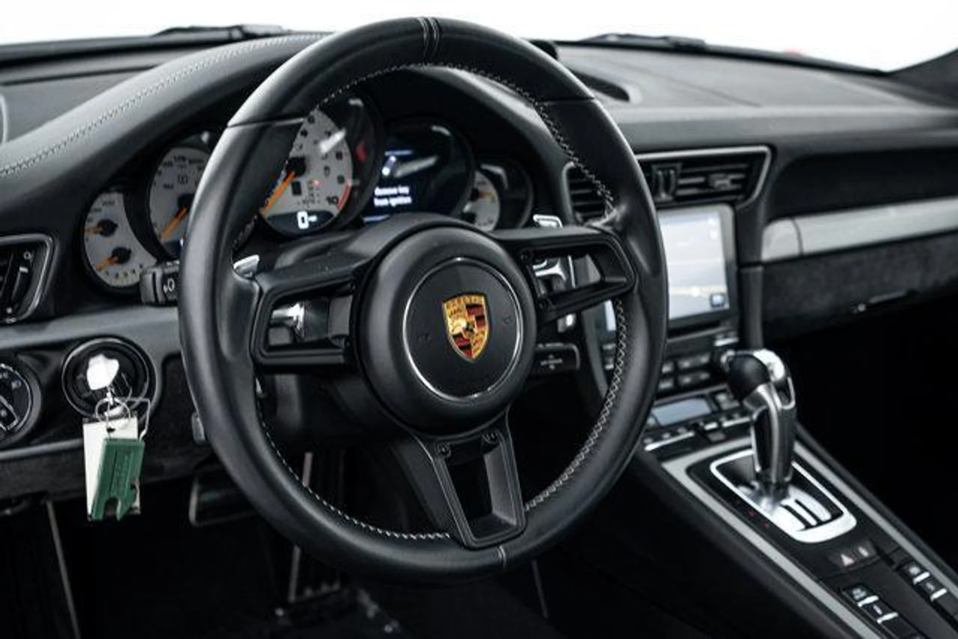 mph011_965159319_C46b_EO_Azyn_Xo4_VP_Os4h_Kx_XO_Qg_c97900259a