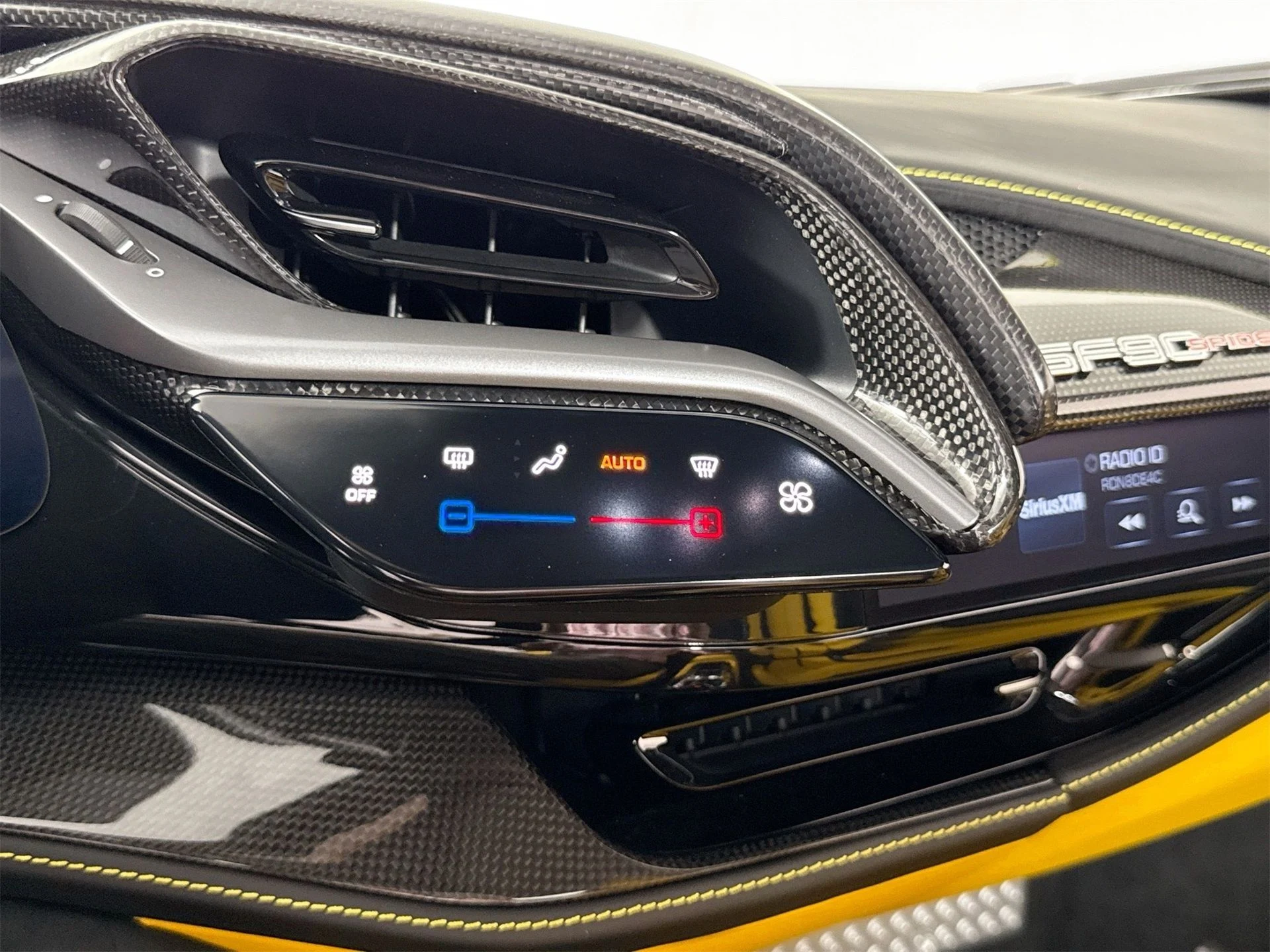 mph011_971328736_fc35f9bcbd20500f61eb89200c4720a3_56d9656373