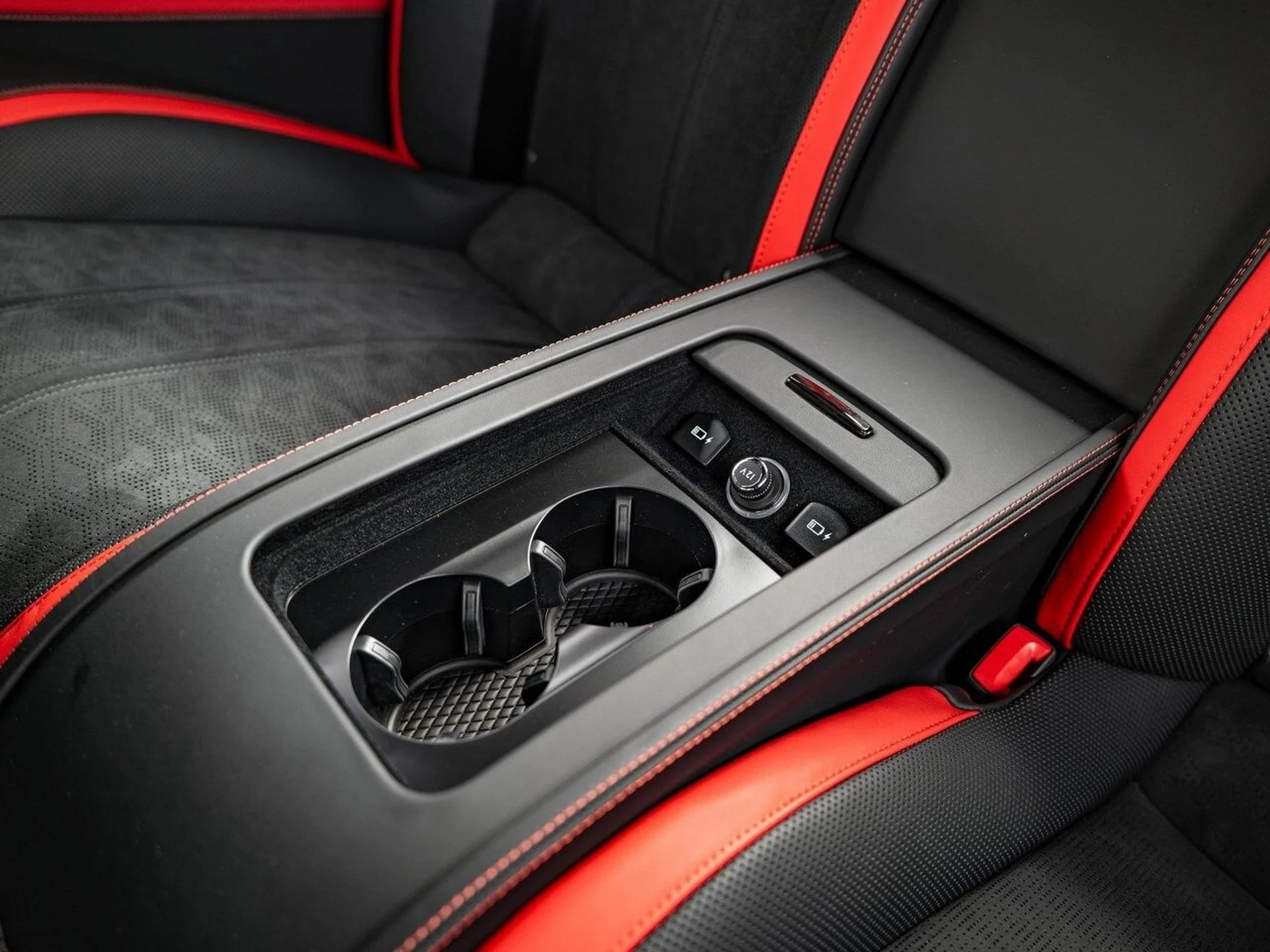 mph011_972983479_29417b666c65b8312d8e5af6dac4eb91x_04485a2b43