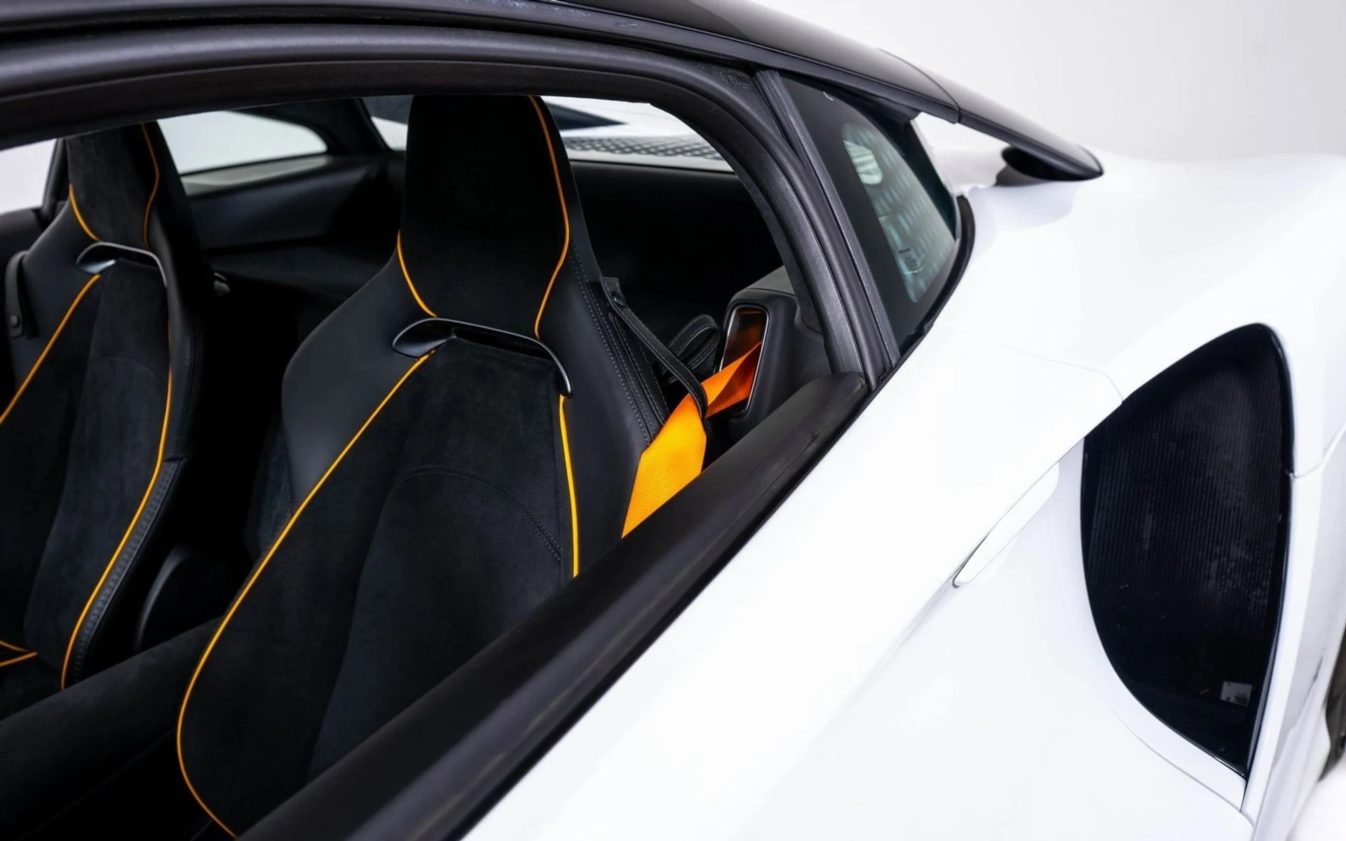 mph011_983338176_62f53dc846c15a126e6ed703726ba4b8x_130eefccfc