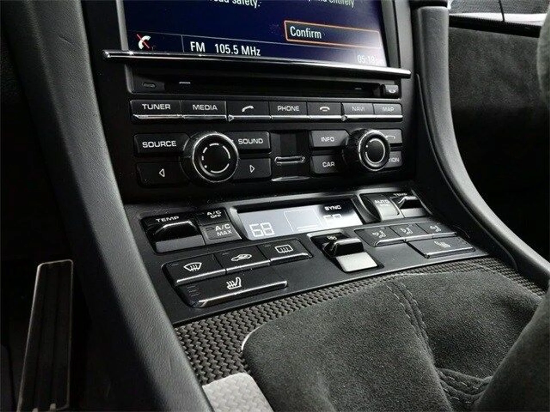 mph011_983926814_20246d86d2f2333108f084a73c249672x_21a82f6f82