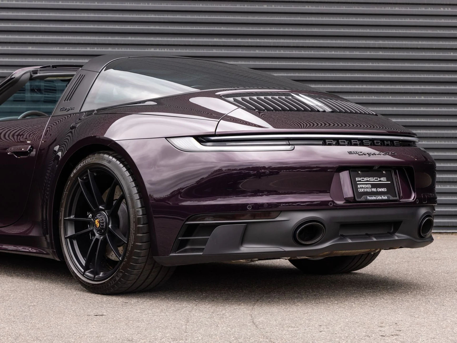 mph011_985787303_12_c3c25fc92e