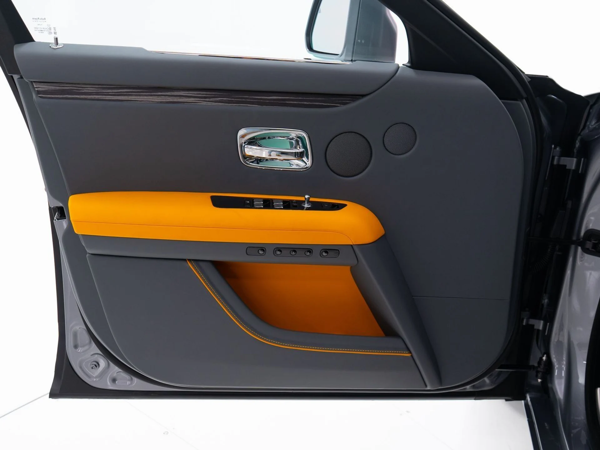 mph011_991004847_c6ae6220e9b73228775a9893f94ef13e_602fd92391