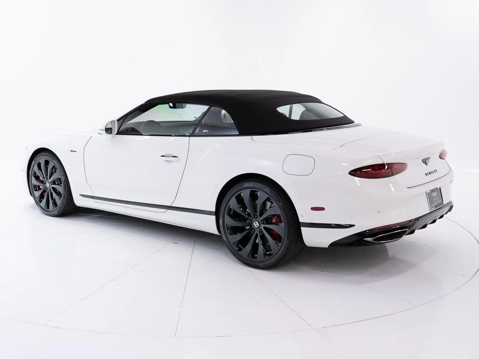 mph011_993843496_d2e05f1927fe97e3d9800d145a16b913_e9429d00e9