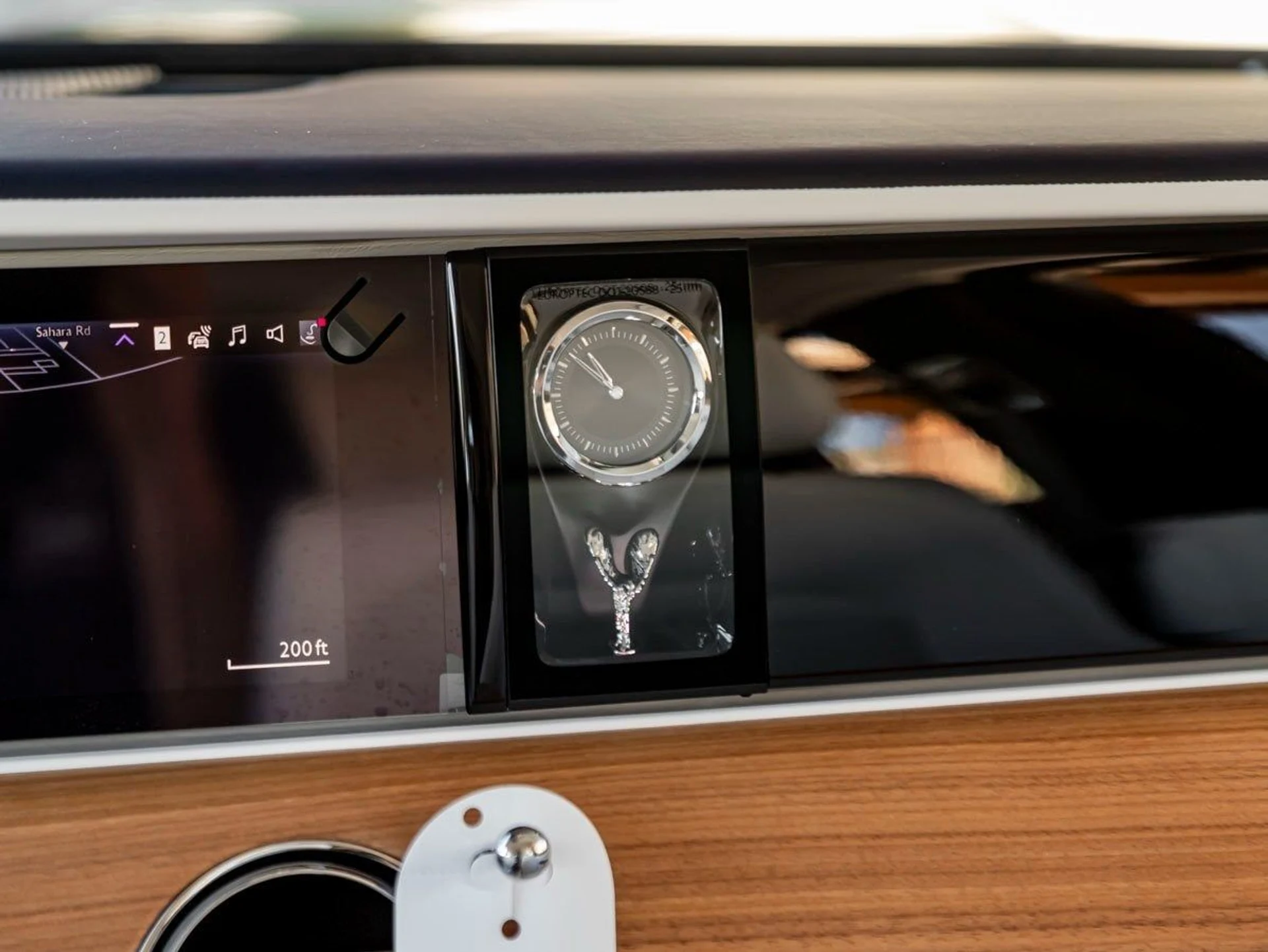 mph011_995179465_12_c203645d46