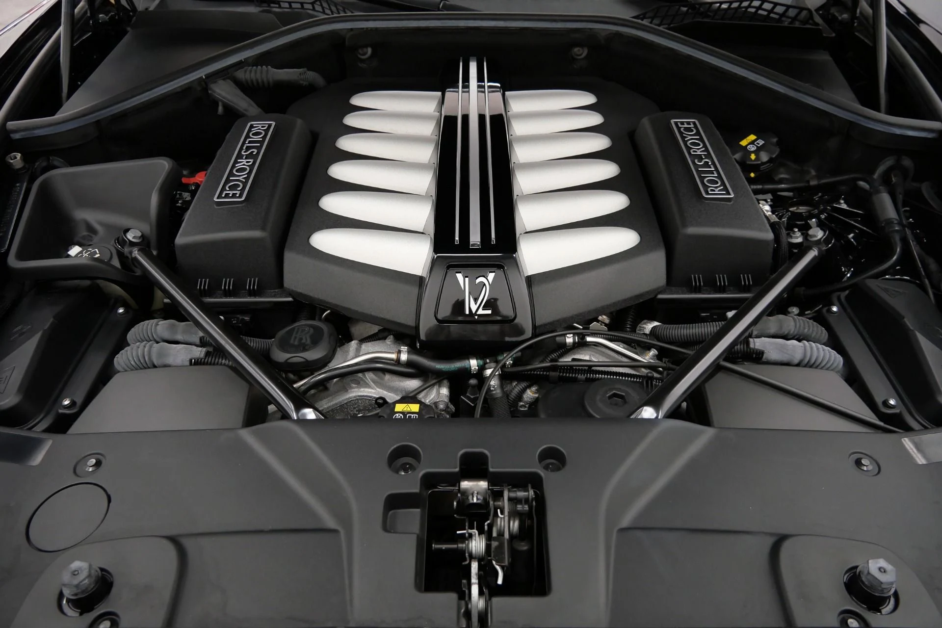 mph011_998212193_Used_2019_Rolls_Royce_Ghost_EWB_Long_Wheelbase_Model_430_K_MSRP_Low_Miles_1788191510_7571750880