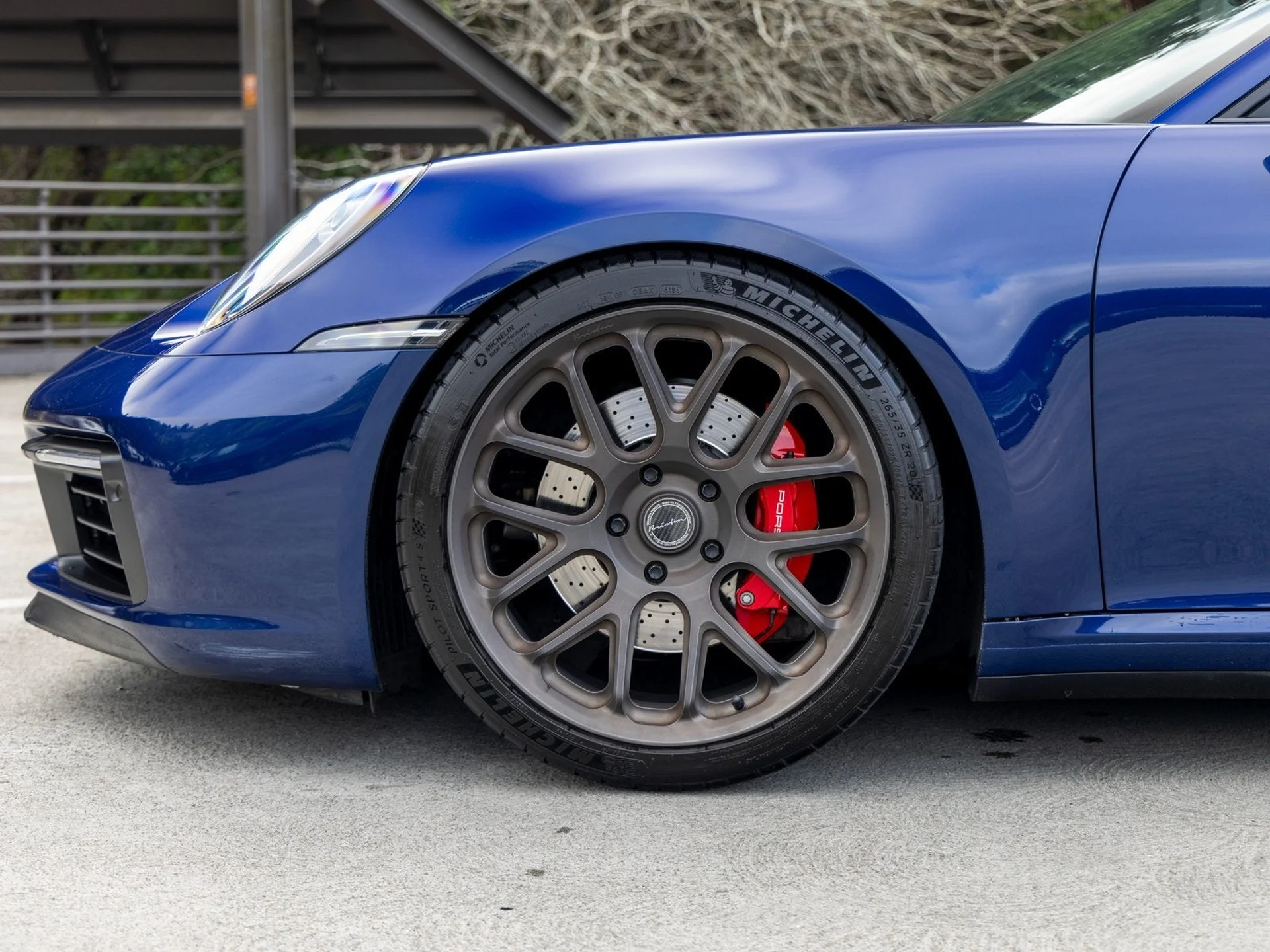 mph012_100037133_13_52997cb36e