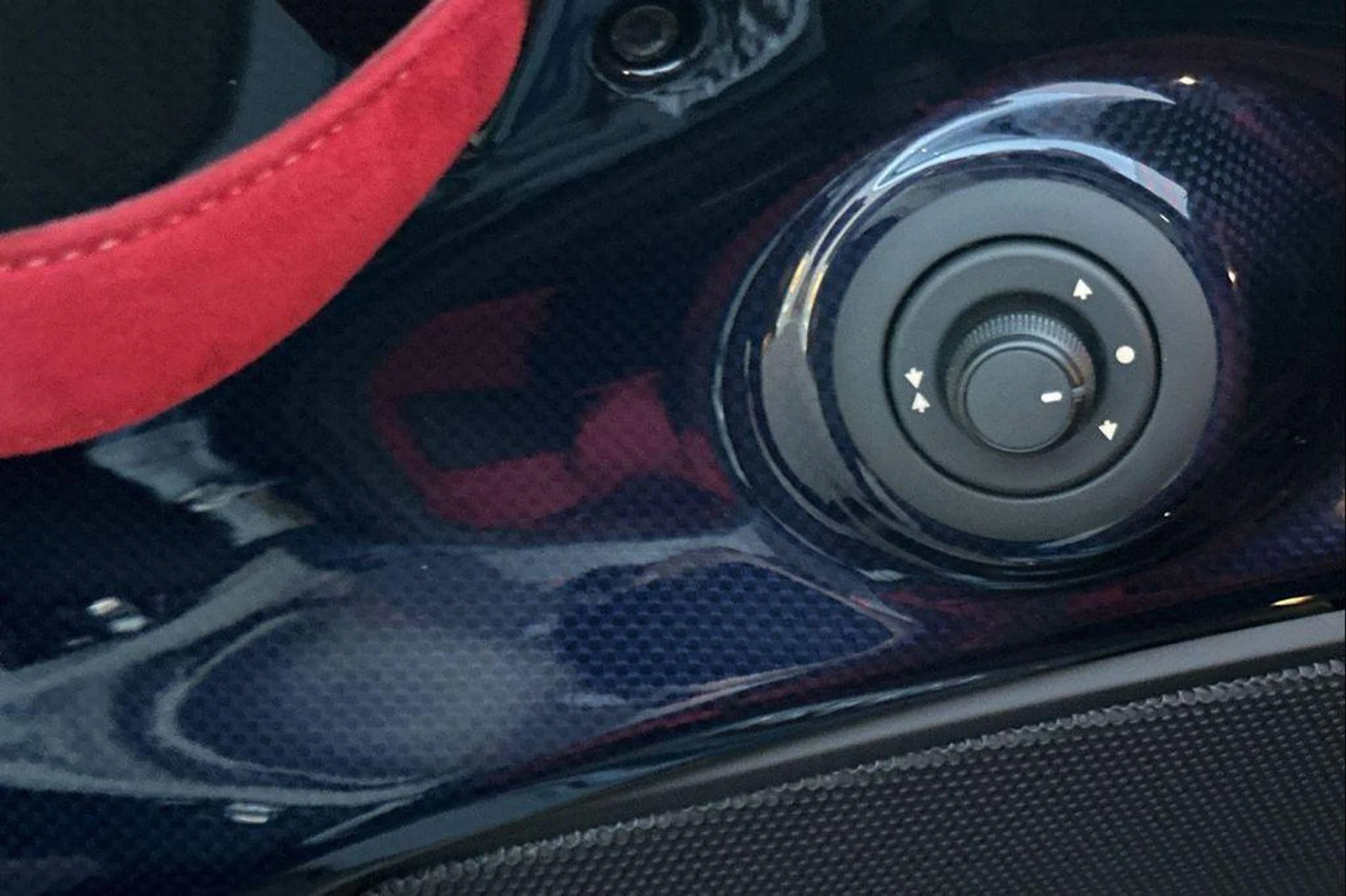 mph012_1008318704_7_k8ue_Ay7_P_Yp8p_ZDVZ_12_L2_Nnf_E_fbde40483f