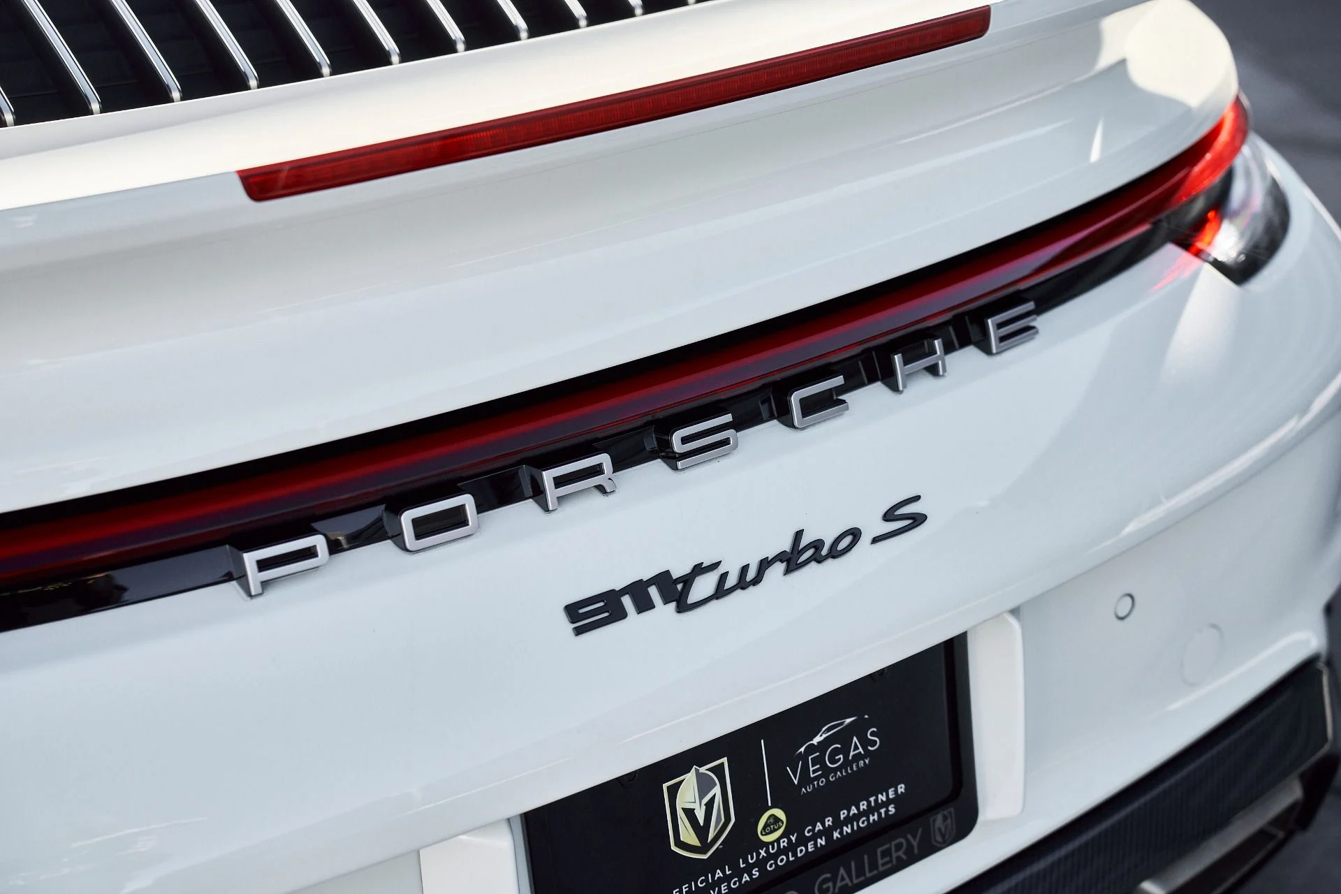 mph012_1010233116_Used_2023_Porsche_911_Turbo_S_1764903140_d723c04ef3