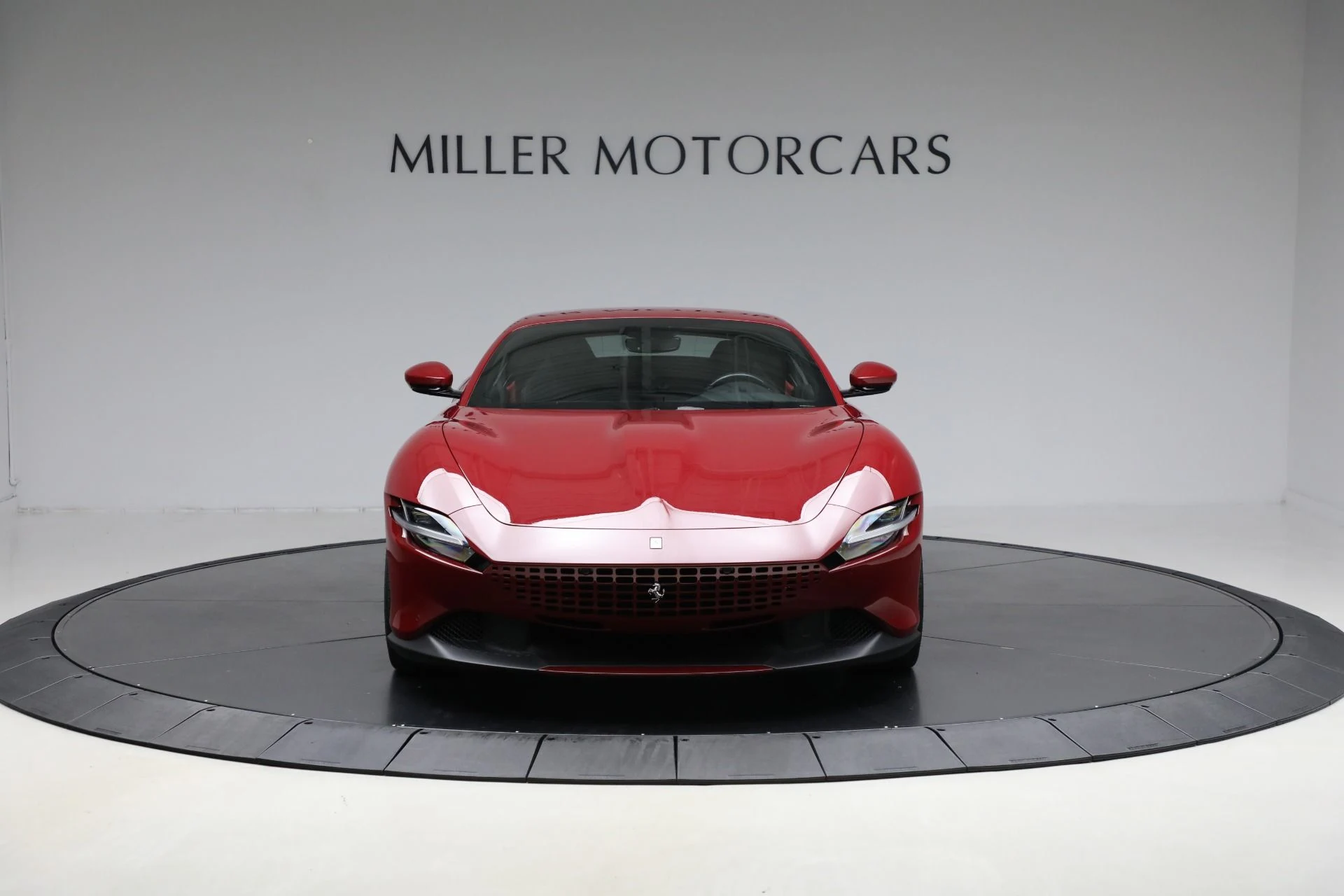 mph012_1010282997_Used_2021_Ferrari_Roma_1763160293_c6df174bf2