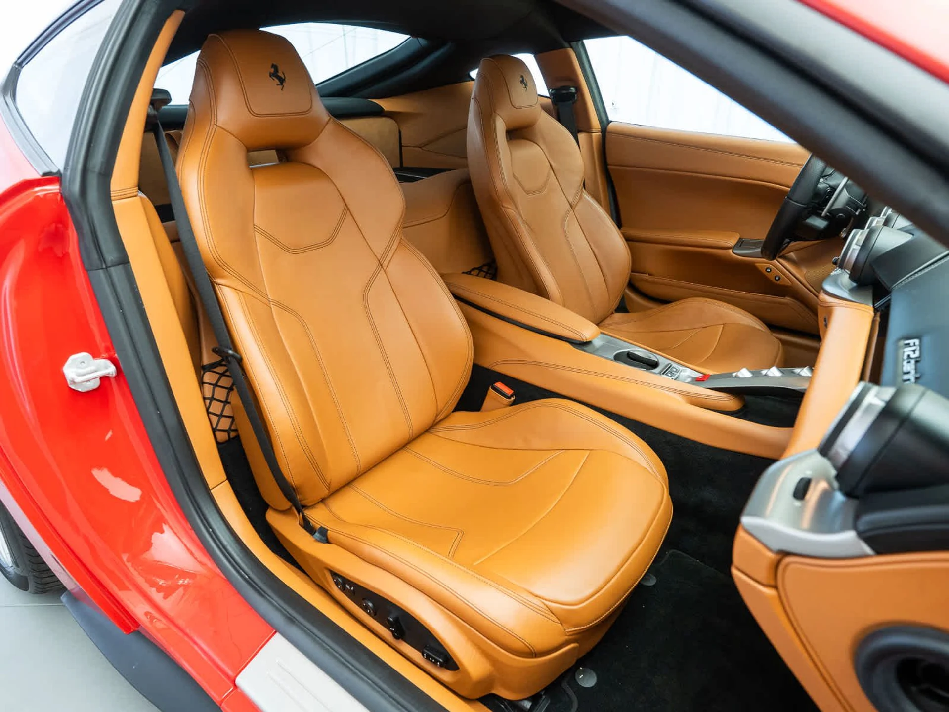 mph012_1010545124_18732f577d90bc017453d806c6937e88x_82ff7caa13