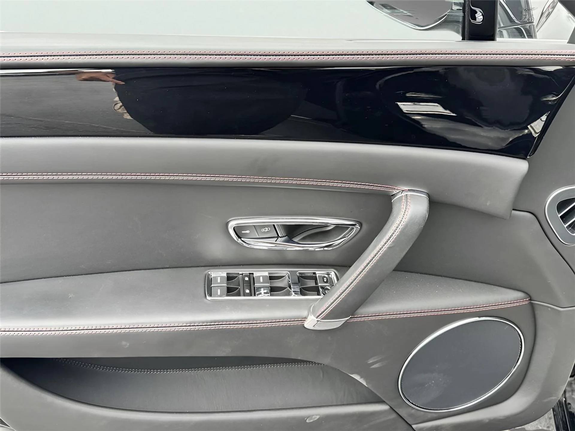 mph012_1012213149_1dfc60b216550931cbcbb724c65880cc_9de45f4744