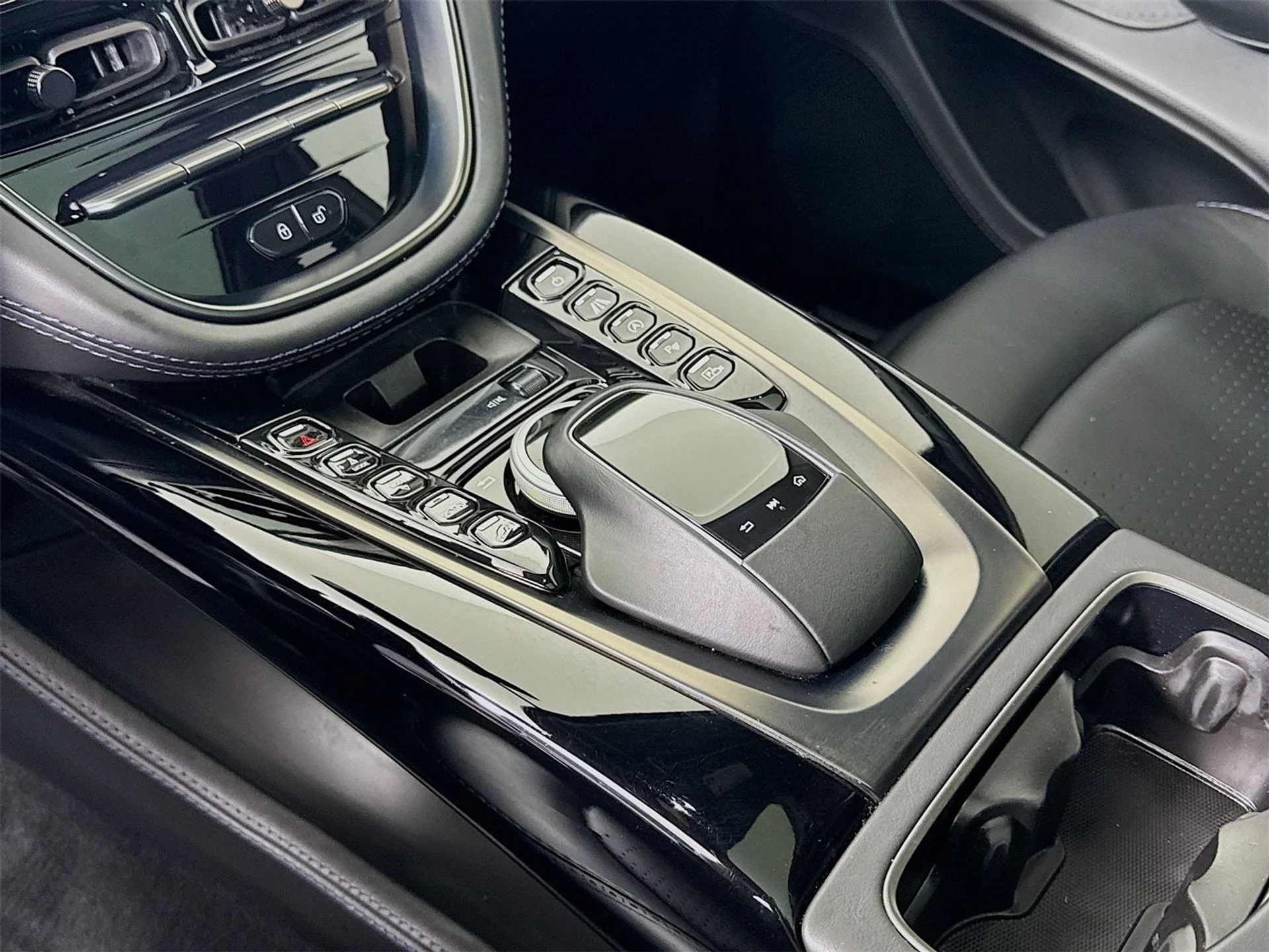 mph012_1020503921_1d89799873671ff72580faf1e535c5bax_0dbc9c9381