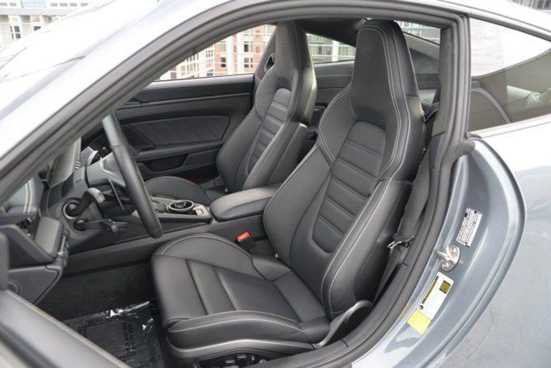 mph012_1023838027_F_Xb4z_K5_SL_Hbmyl6_P0_Ufit_HSIA_Rw_ddceb4dede