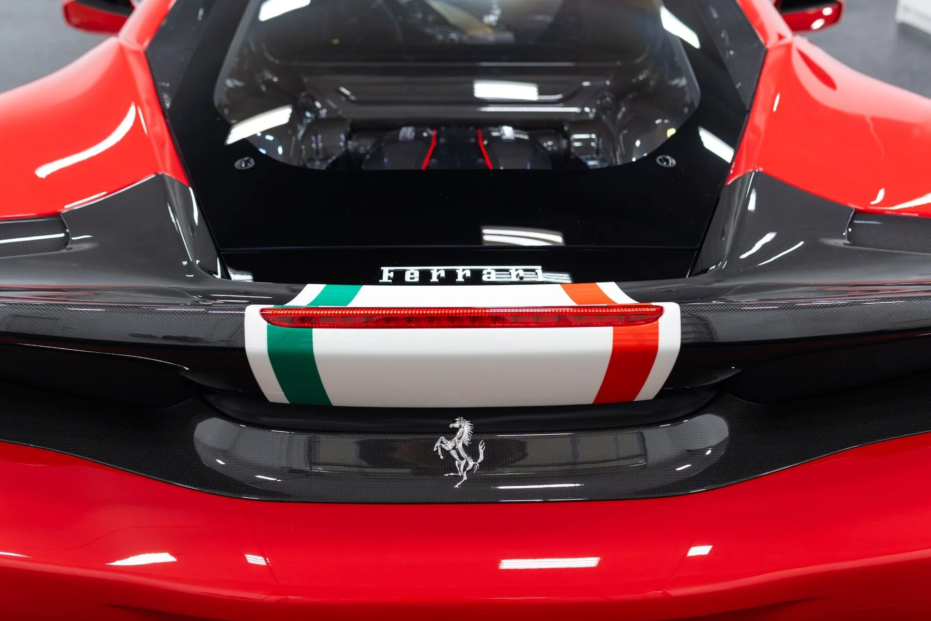 mph012_1025893852_Used_2020_Ferrari_488_Pista_1788470814_880933e089