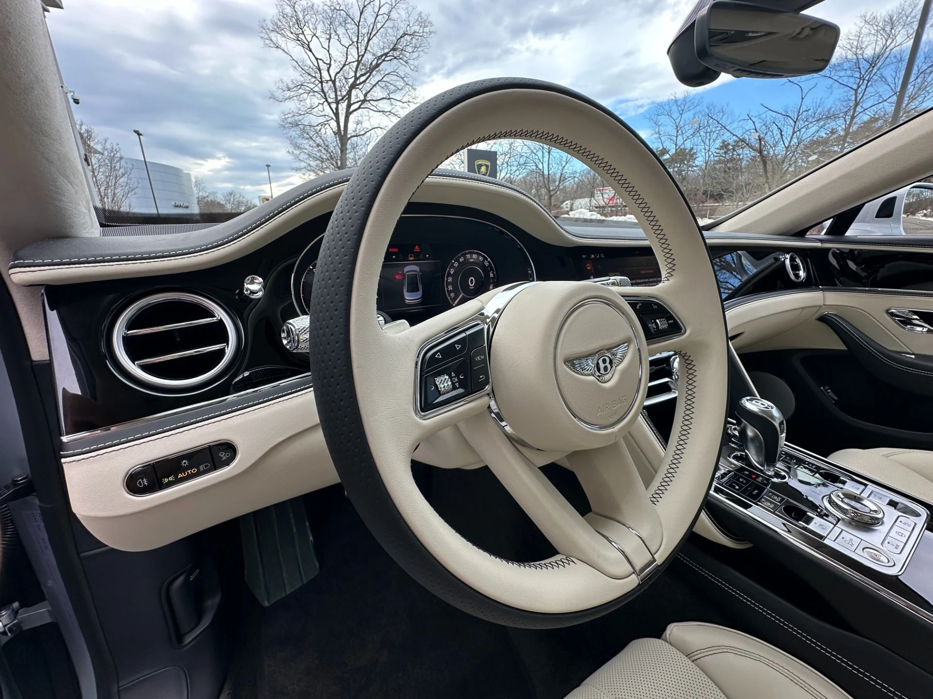 mph012_1026222171_Used_2026_Bentley_Flying_Spur_1784741906_053db62718