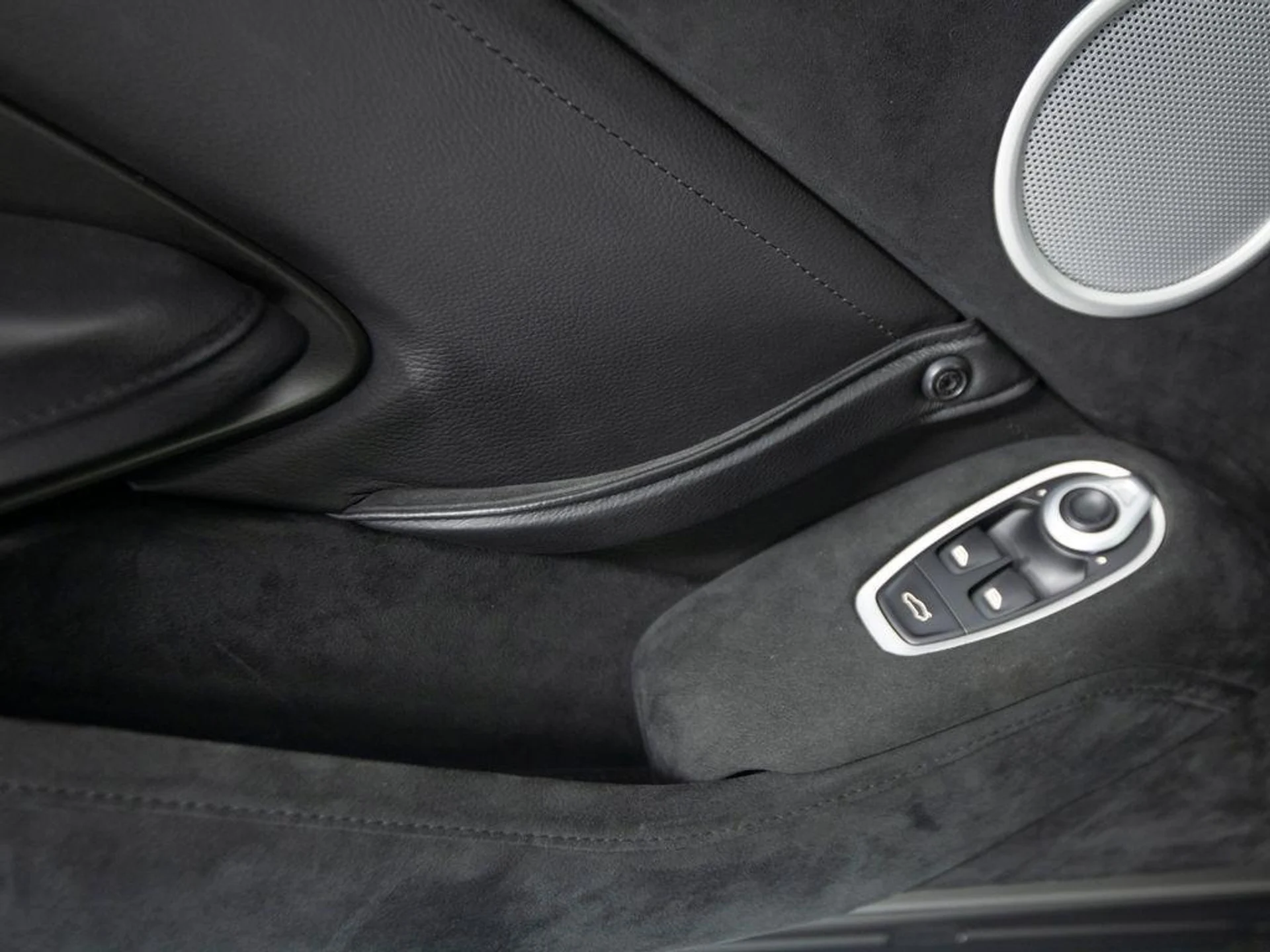 mph012_1027461983_W_Ua_Tge_QJD_Cf_Vg_Ui_In_KZ_Ey_QGWSU_877fe06aac