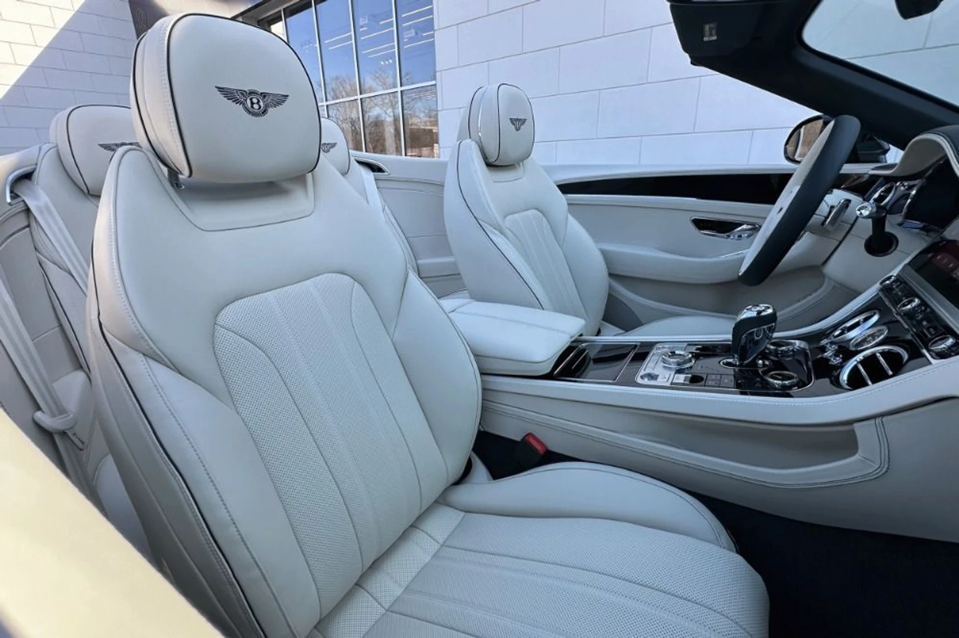 mph012_1028216786_New_2026_Bentley_Continental_GT_GTC_1773231066_07d4803315