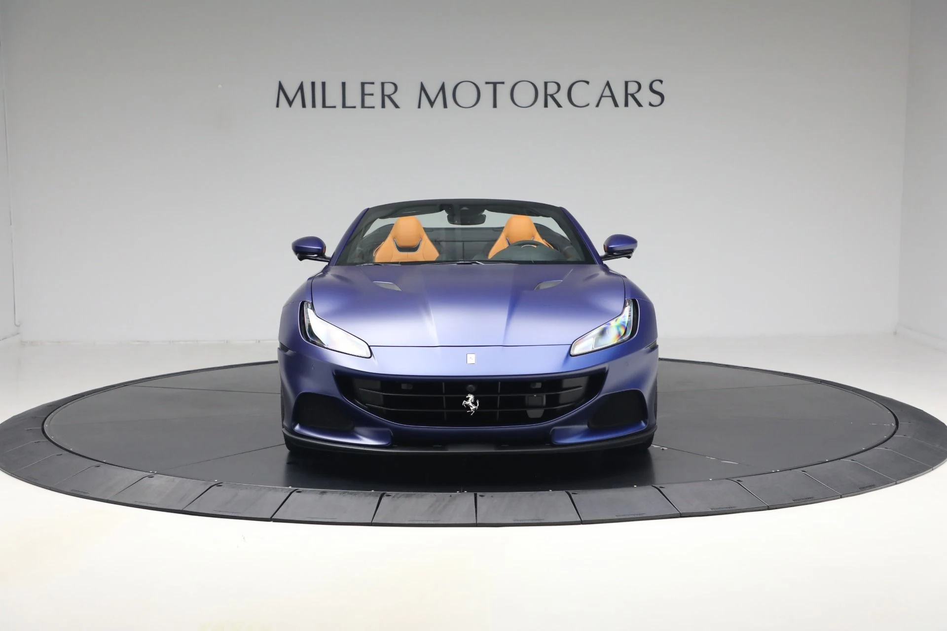 mph012_1031169610_Used_2023_Ferrari_Portofino_M_1787842069_357b20a54d
