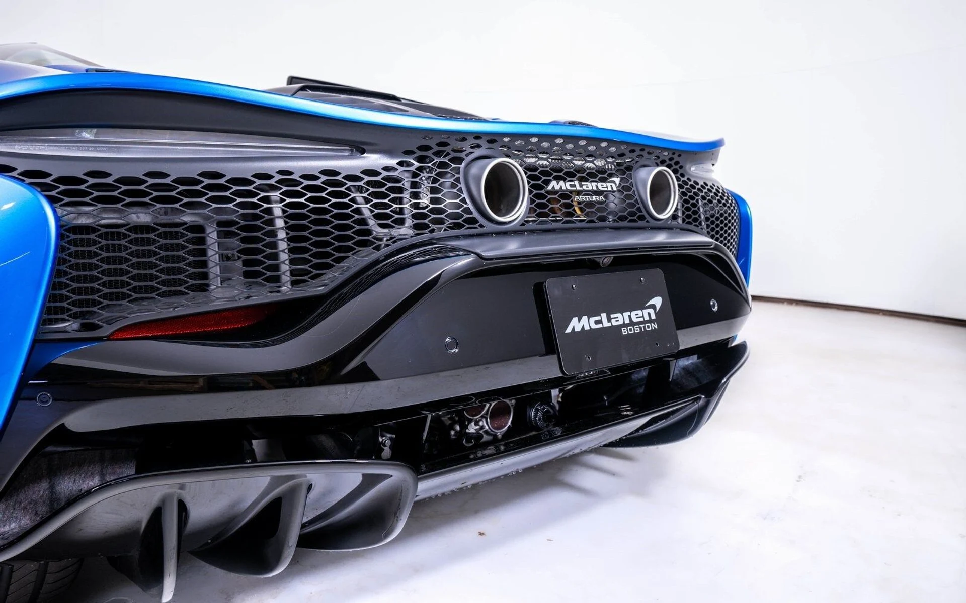 mph012_1035068670_d9401b4591dcdfc45c760d3080595f6bx_c47c551fe3