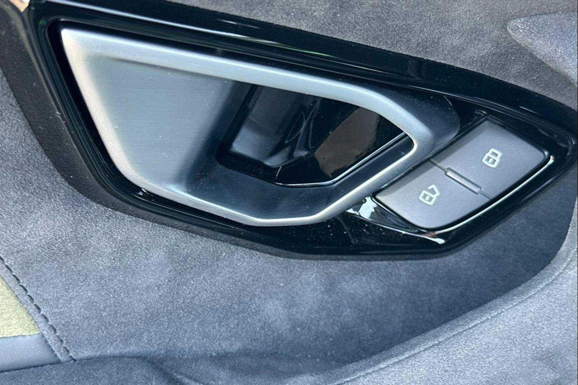 mph012_1037008204_32_Vq_Jz46_Ko_C_Ii6_l_Tib4_WJV_30_BM_2e541d0ef4