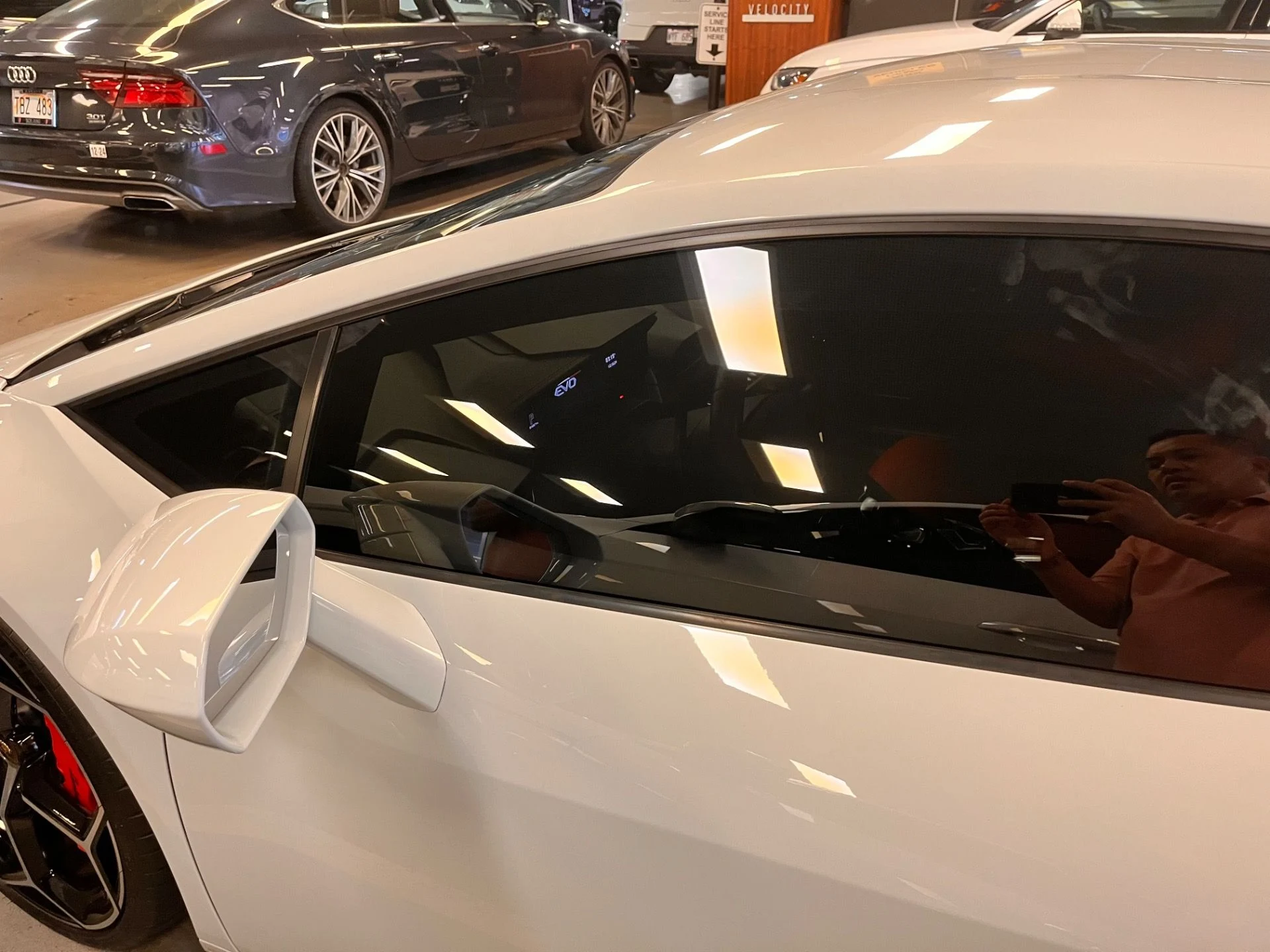 mph012_1038624517_Used_2021_Lamborghini_Huracan_EVO_1742583330_c058700b96