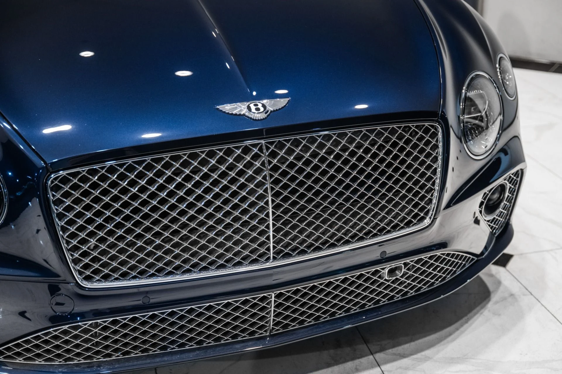 mph012_1040896352_Used_2021_Bentley_Continental_GTC_V8_1784573980_e3afcabed8