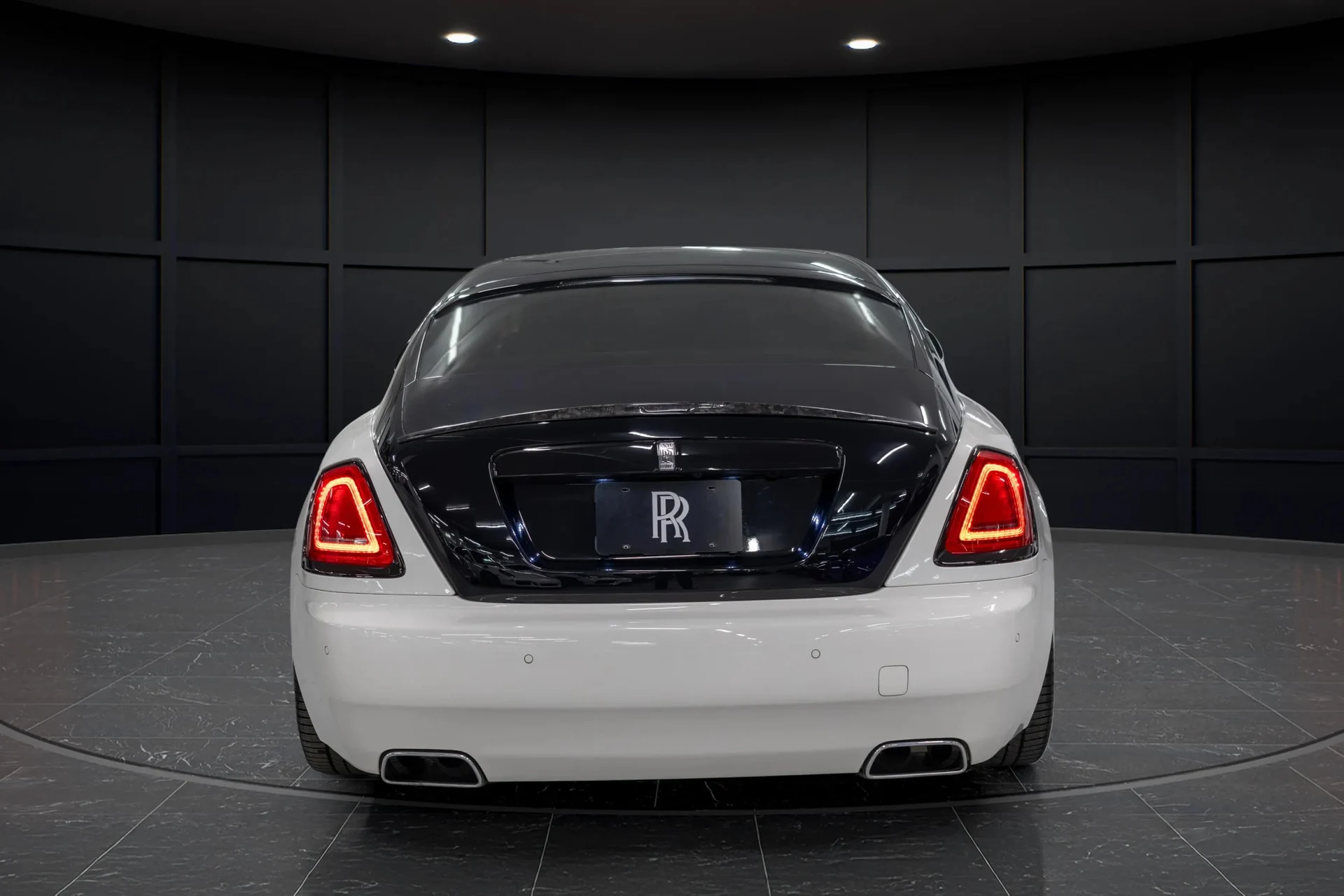 mph012_1041569195_381a99bb_6298_46a6_bbb1_12fed7515307_201720_Rolls_Royce20_Wraith2028_SCA_665_C56_HUX_8653929_12_d136f7d9c1
