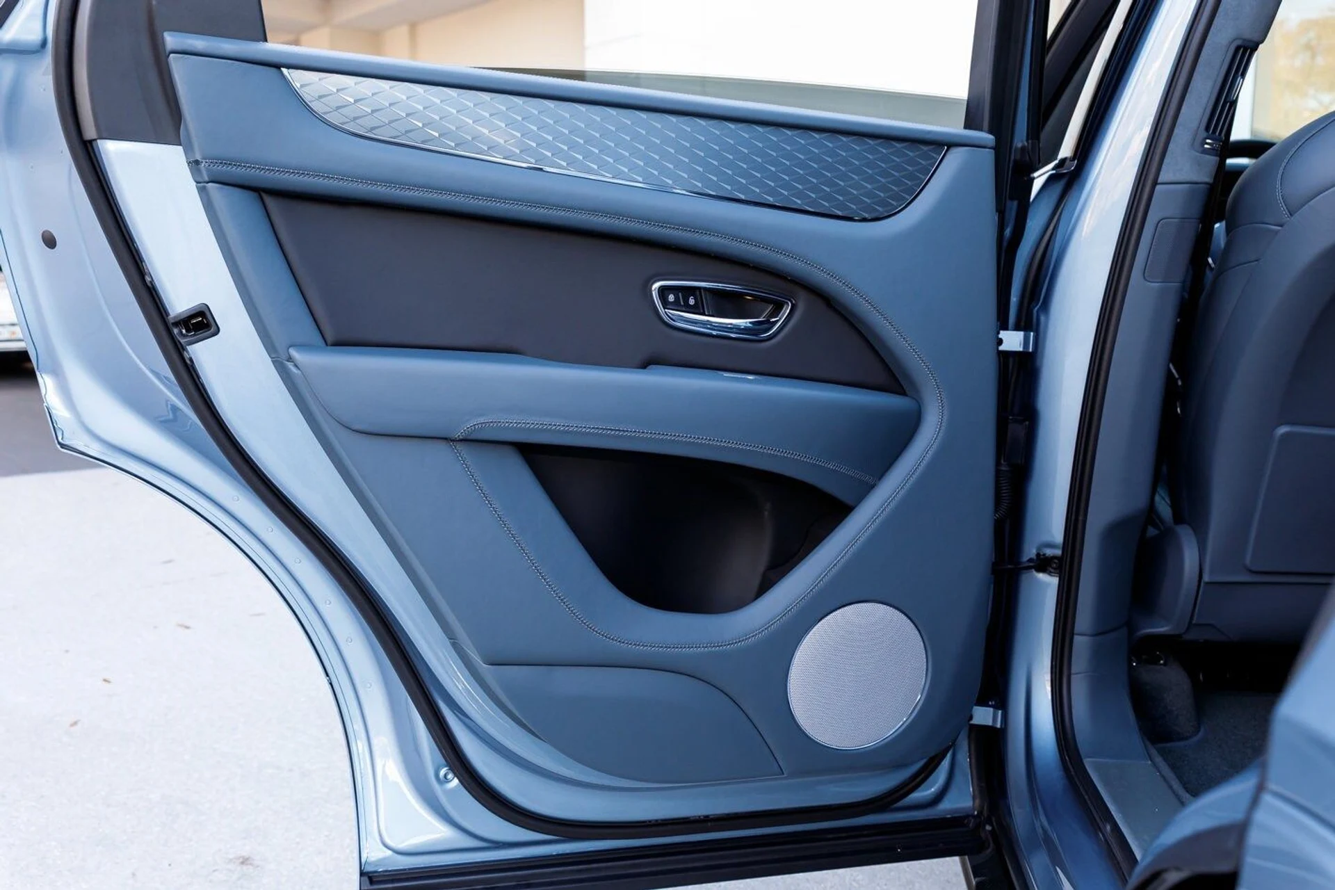 mph012_1050974144_fb3ab0409cb886c26f248a2294cb9de7x_1980f7c343