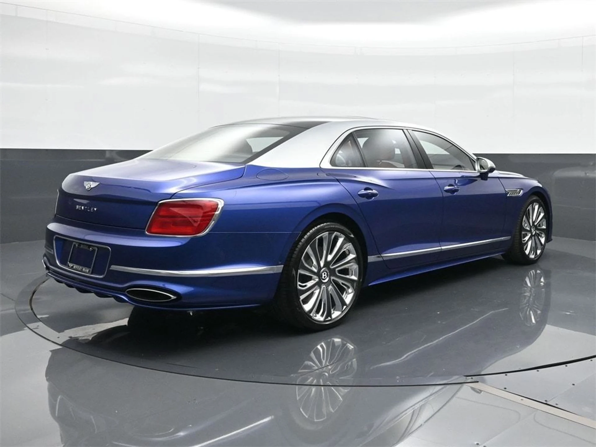 mph012_1051255772_d27ca94c6d764c59905861572a2b846ex_5819c9e07e