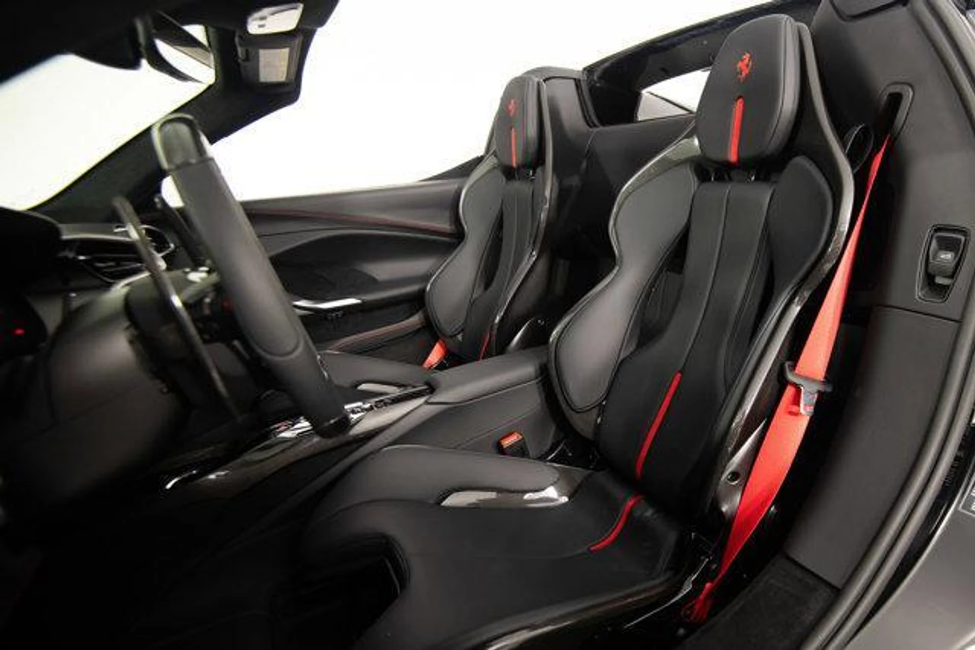 mph012_105319909_YVA_1_Be_Us_CT_Og_A_Vg69_E_Nzw_pm_Vz_I_f1a8806550