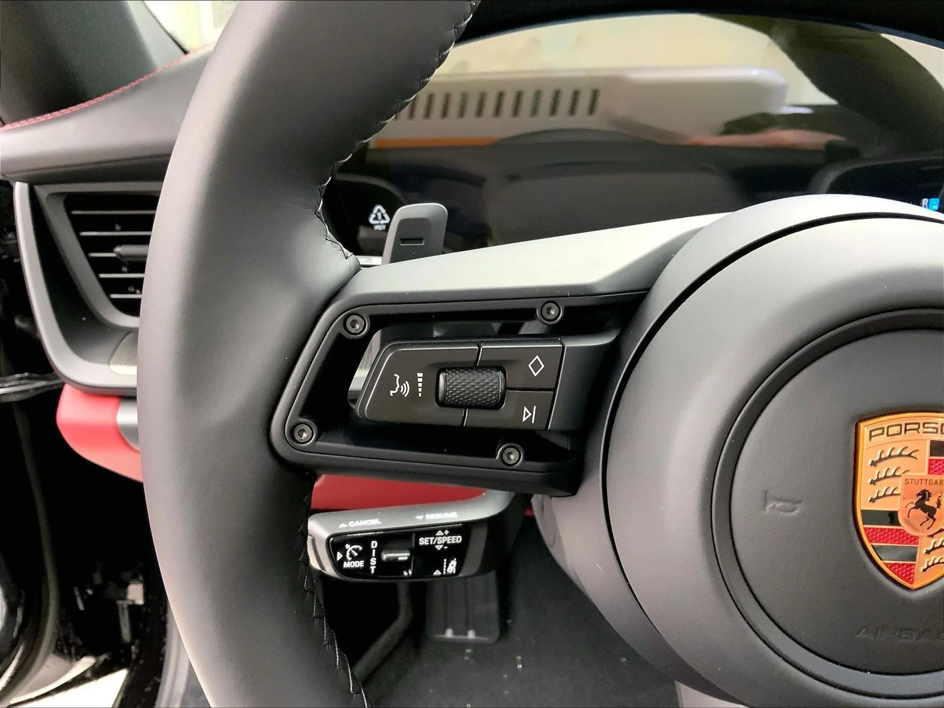 mph012_1077688416_6721b60e8336f24c853ac05afadb3ff0x_54d4b33718