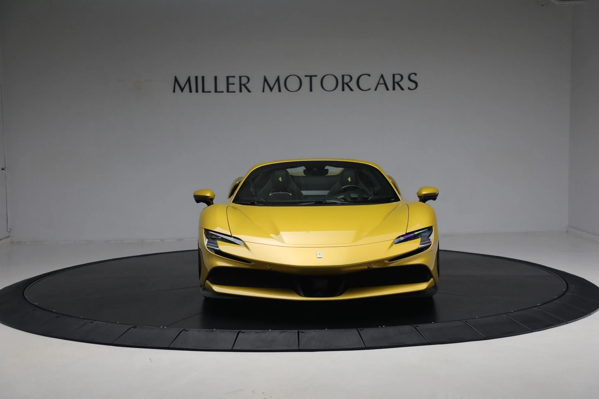 mph012_1080509248_Used_2024_Ferrari_SF_90_Spider_fe365a8da8