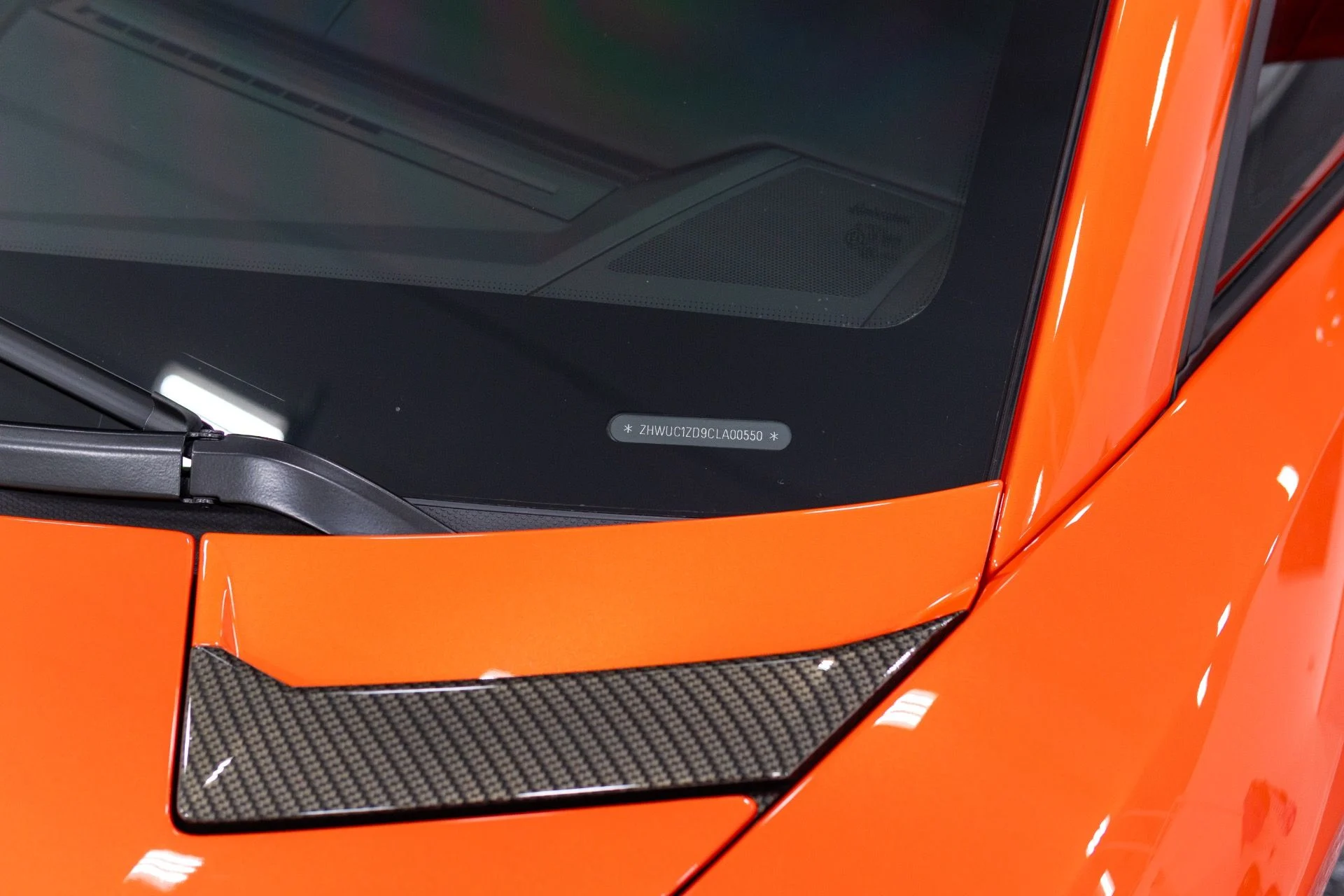 mph012_1085436709_Used_2012_Lamborghini_Aventador_LP_700_4_1769493534_62cefa5841