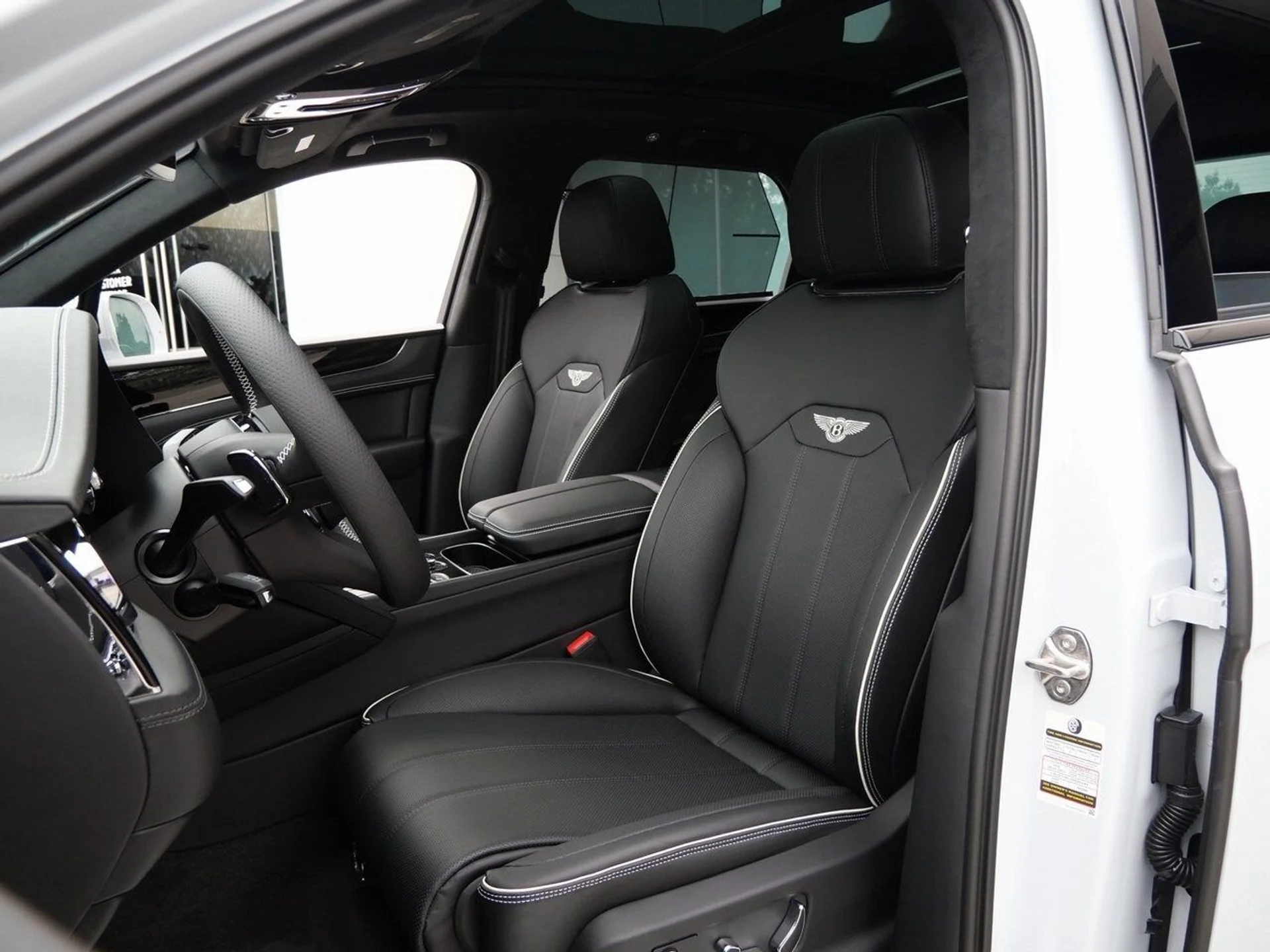 mph012_1085882921_084aecffb5121ed1c578ceea294b0c32x_e532ed643c